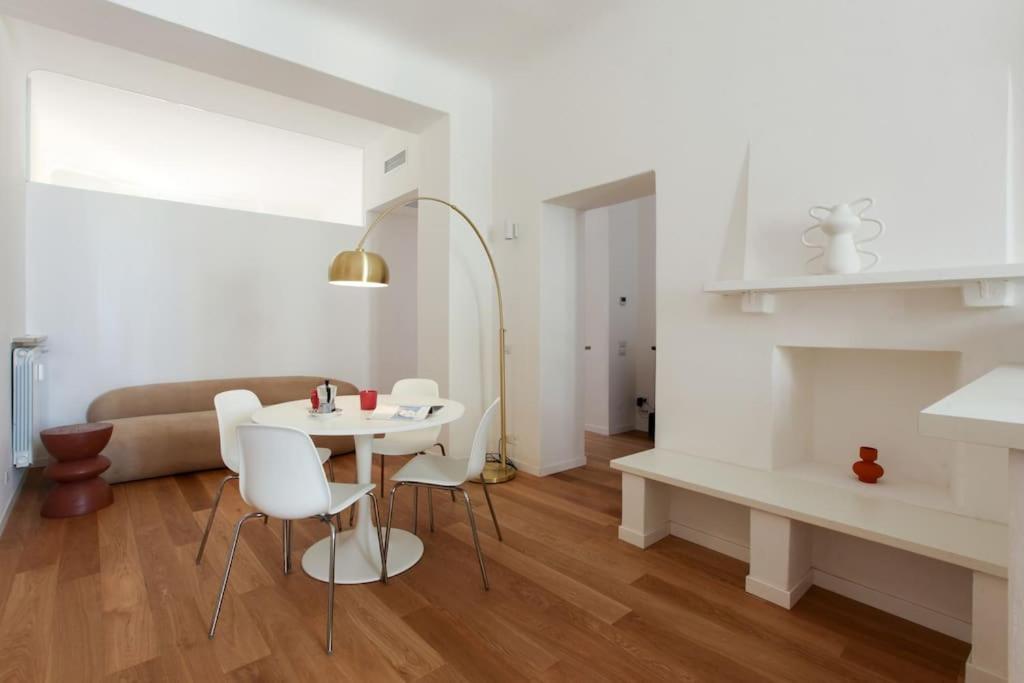 Apartment Hacca Collection - Arco Della Pace - Sempione - Chinatown 2br