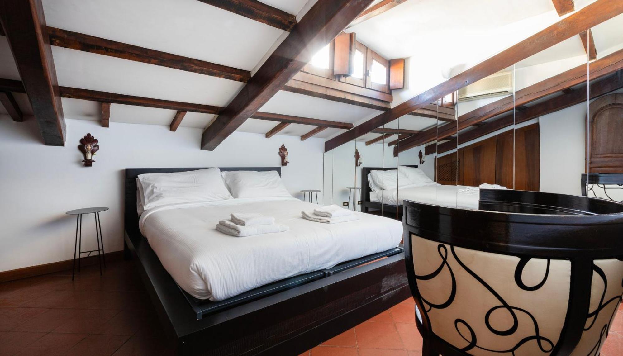 Italianway - Bigli 6 Apartamento Milão