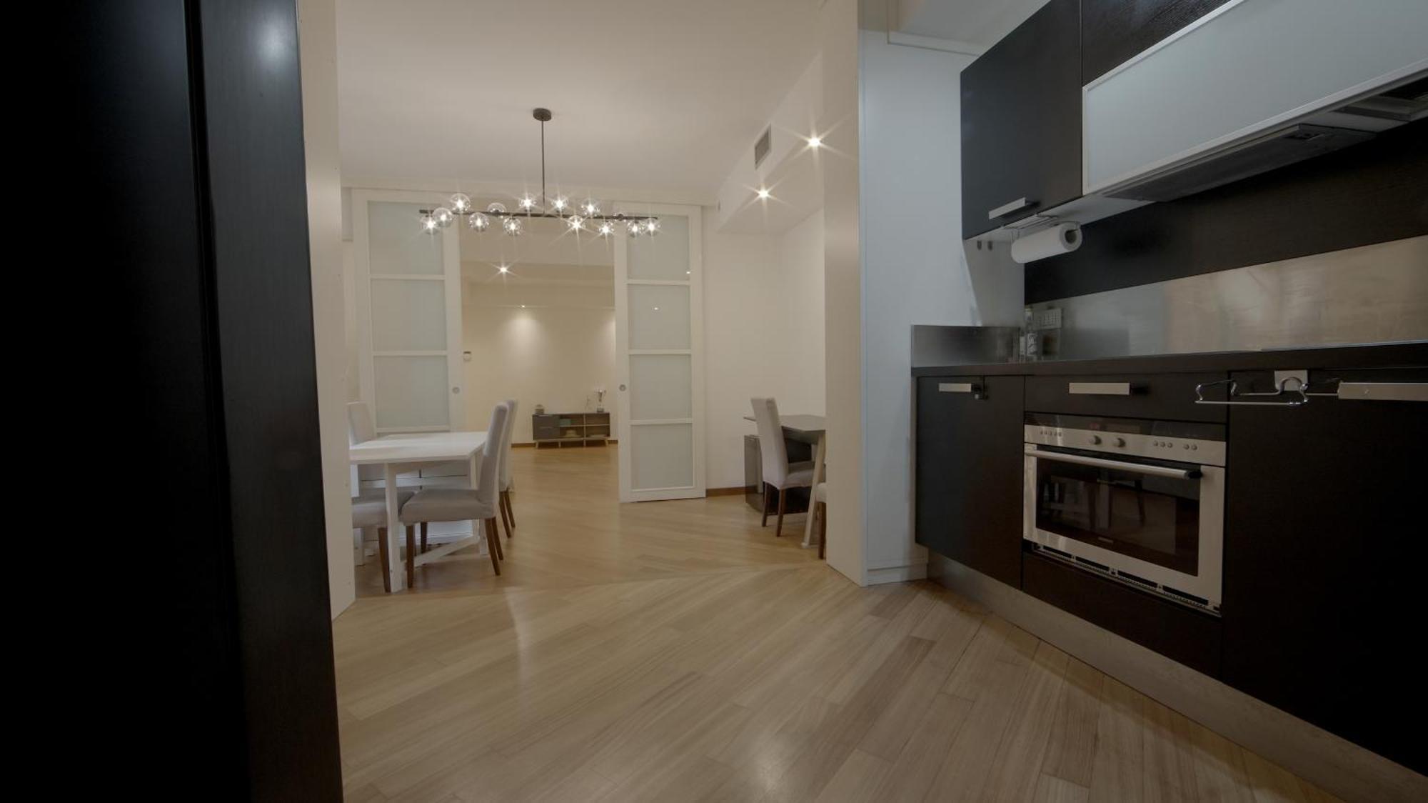 Trilocale Centro Apartment Milan
