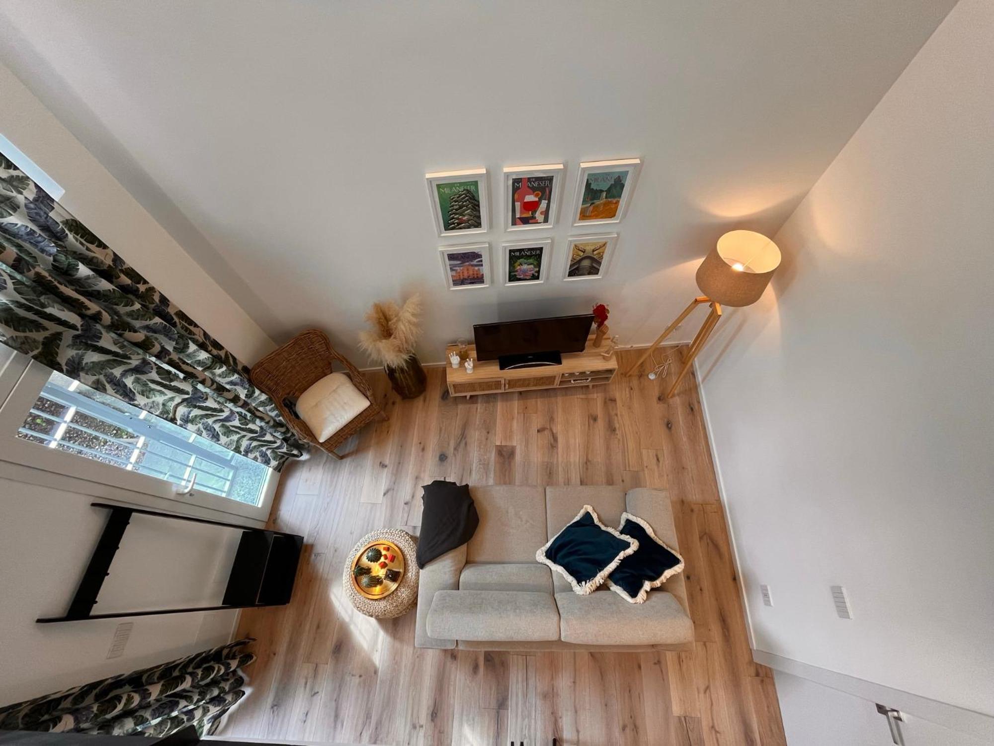 Classy & Chic 2 Storey Loft * Milano