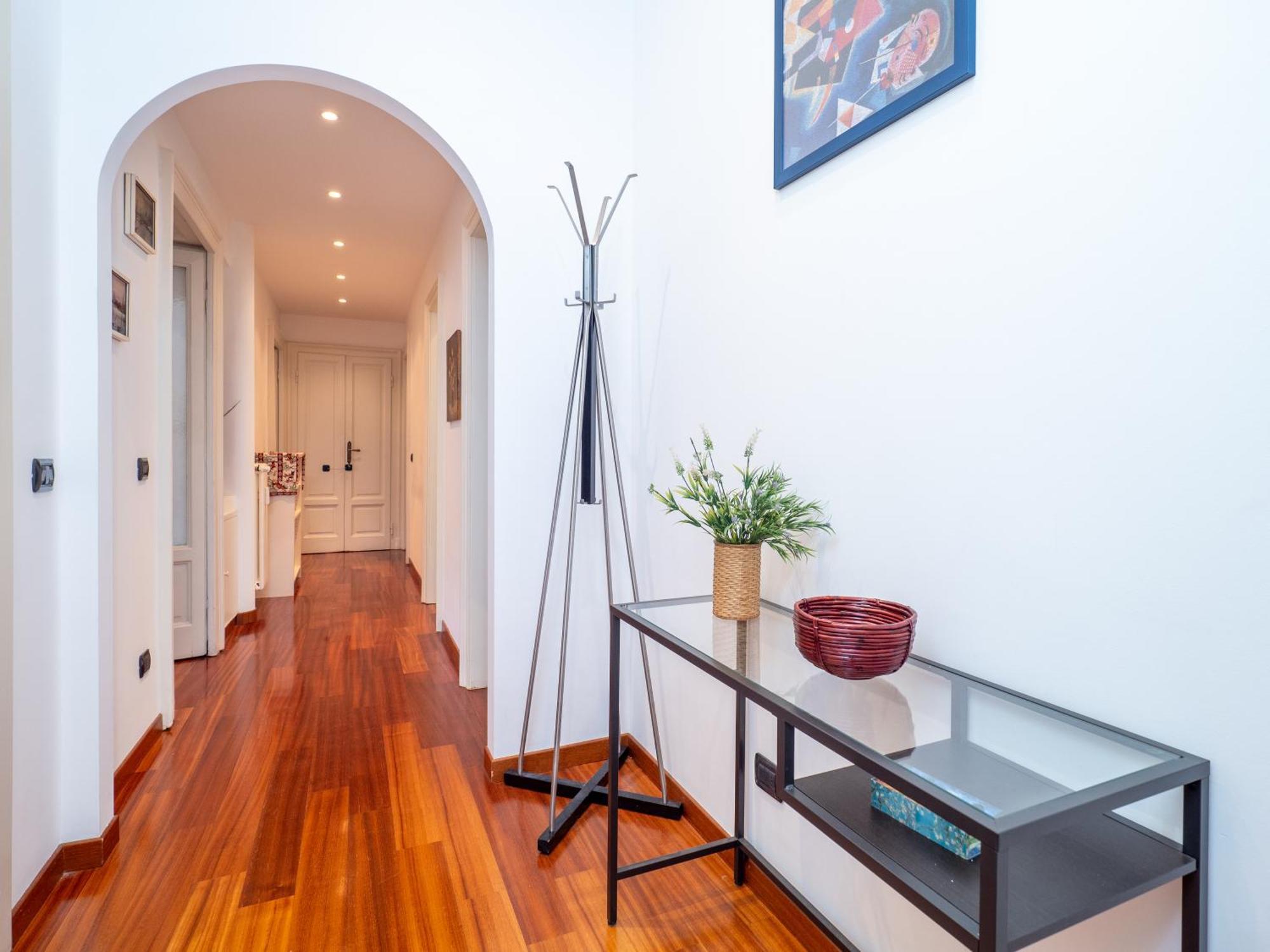 Luxury In The Most Iconic Avenue Of Appartamento