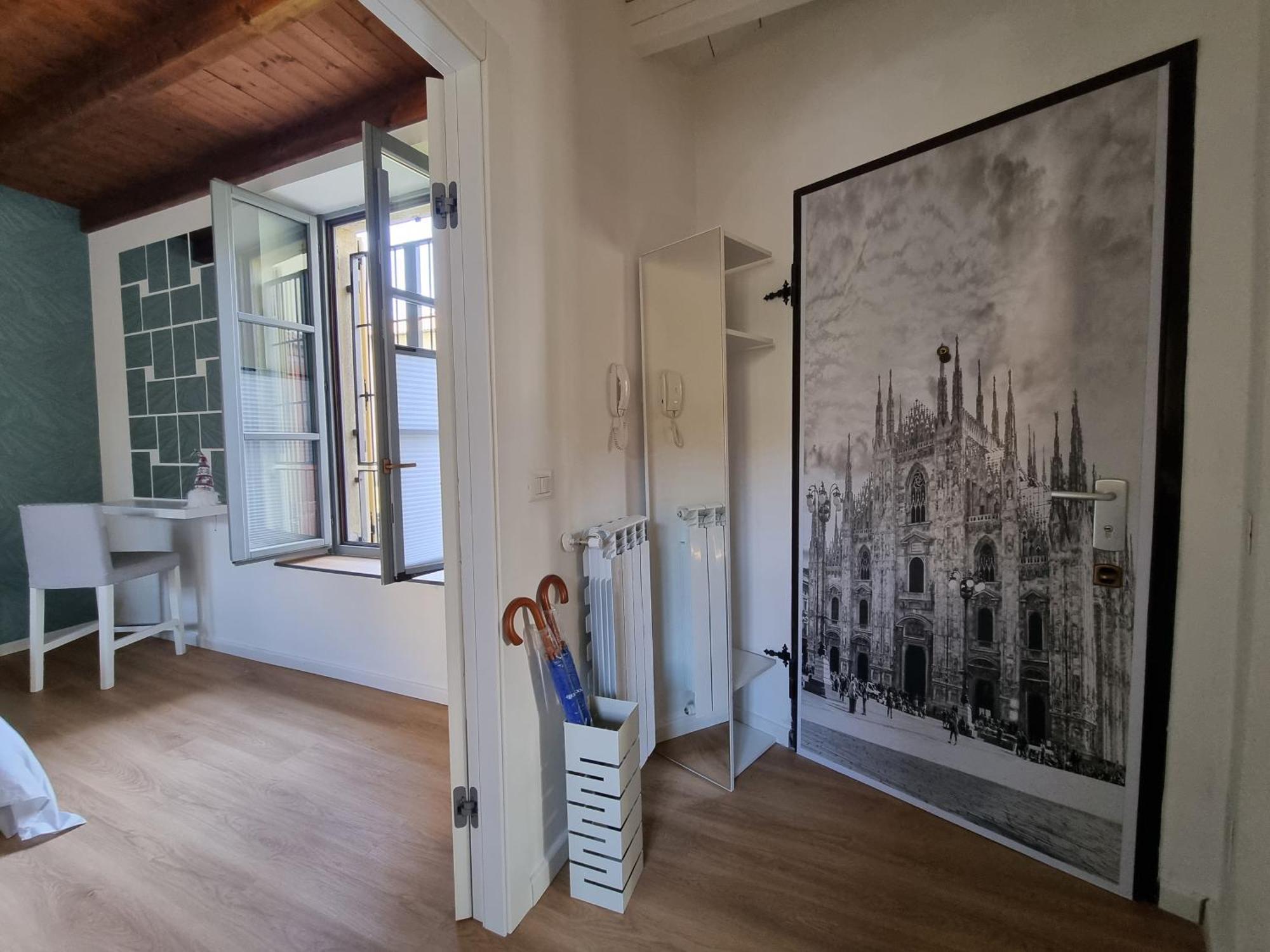 Folli Apartment *