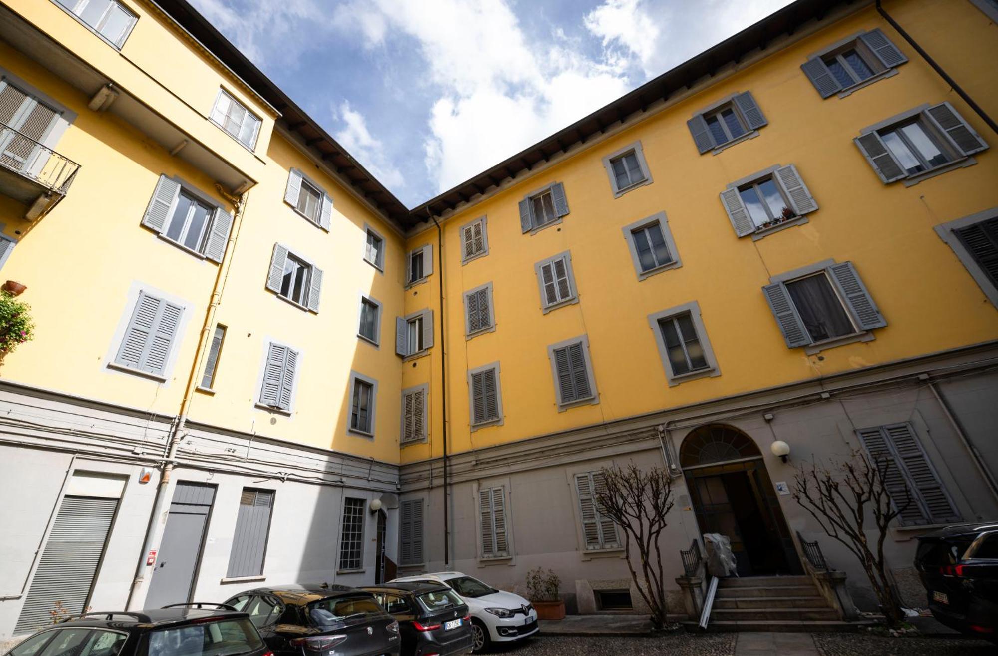 Incantevole Loft Accanto Stazione Apartamento *