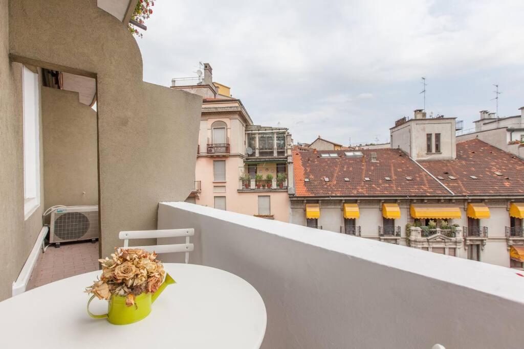 Bright House Center On Subway Lines 1,2 &3 Apartment Milan
