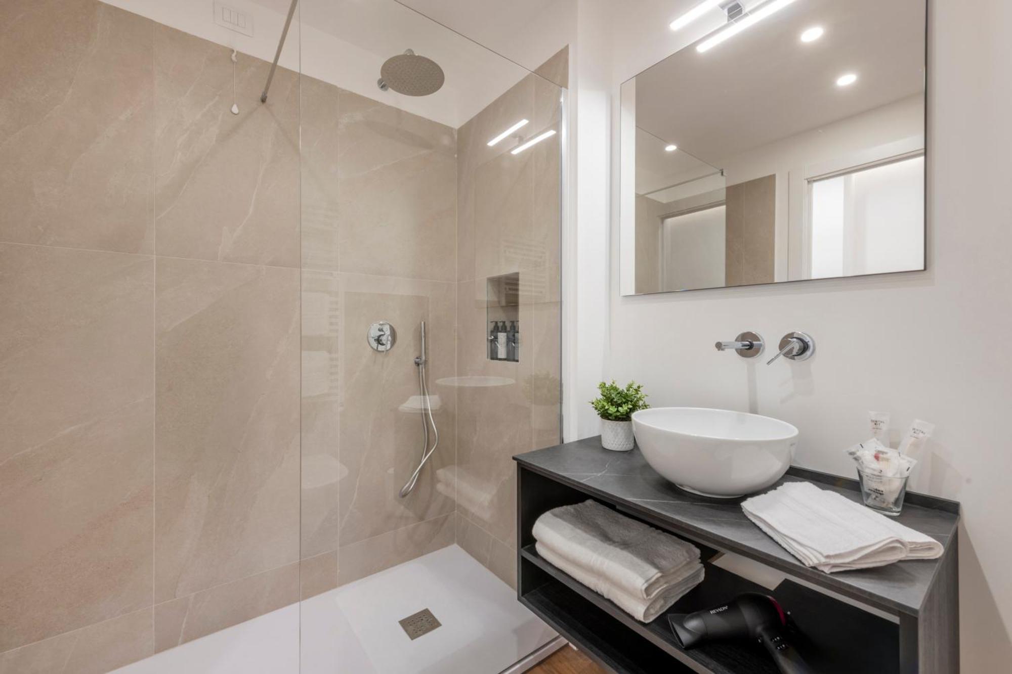 Bnbutler - Inbrera - Giulianova, 1 * Milão