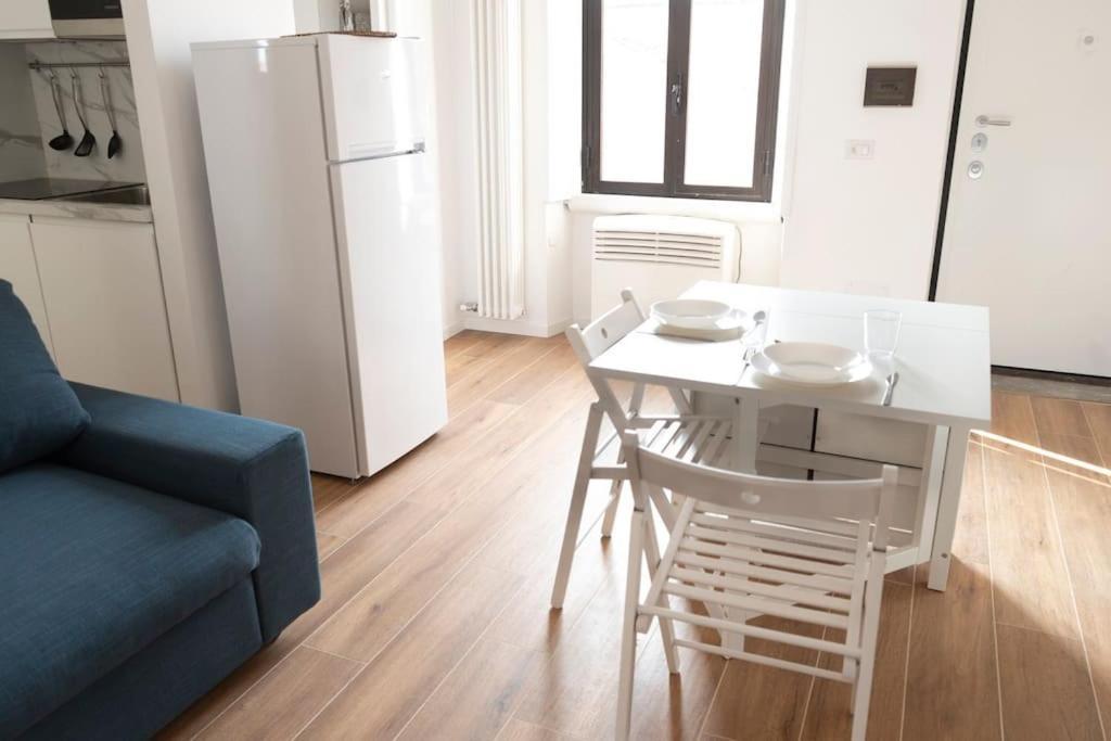 Apartment Lo3 • Navigli Chic • Milan