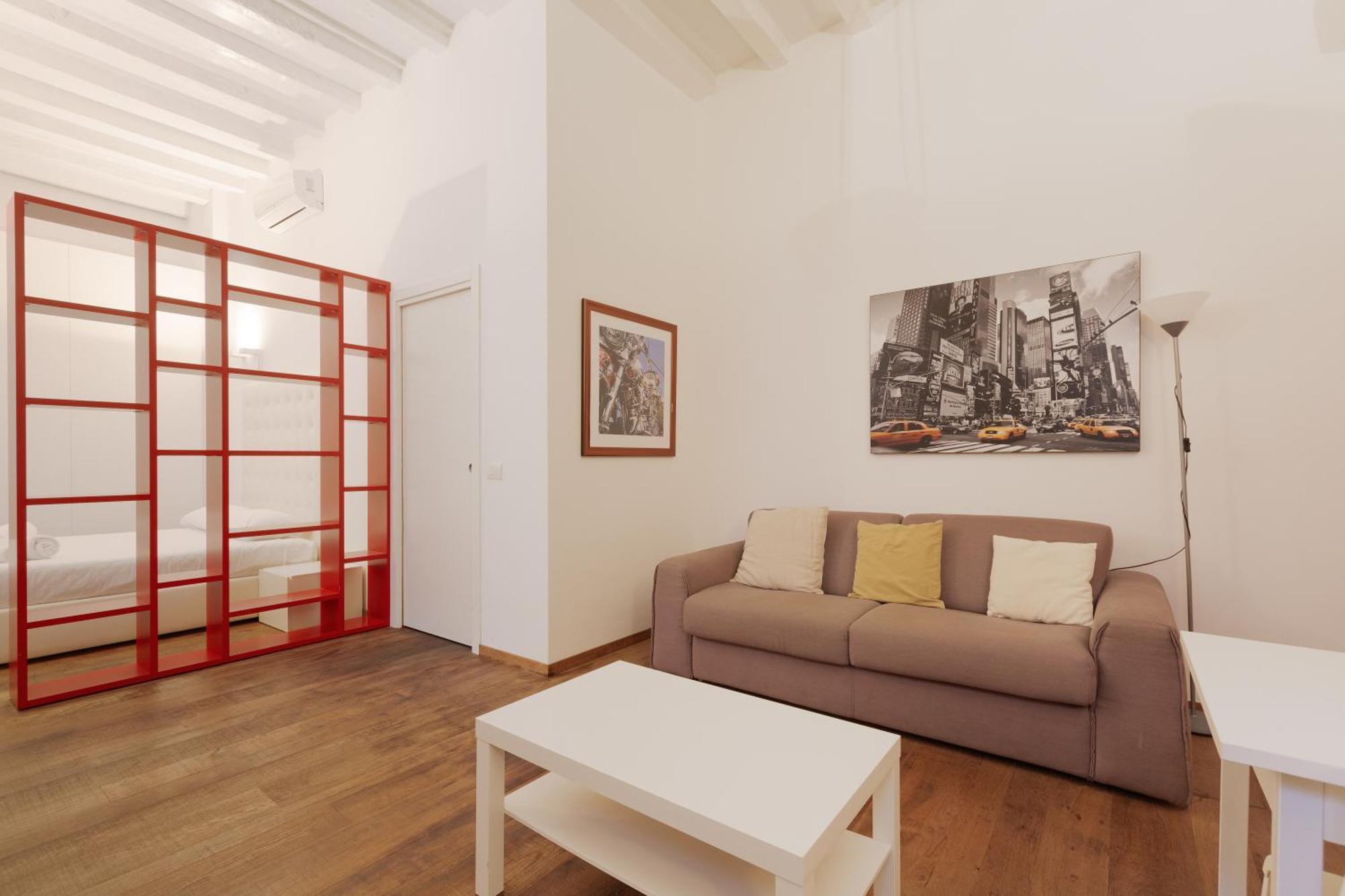 Modern 280m From Arco Della Pace! * Milan