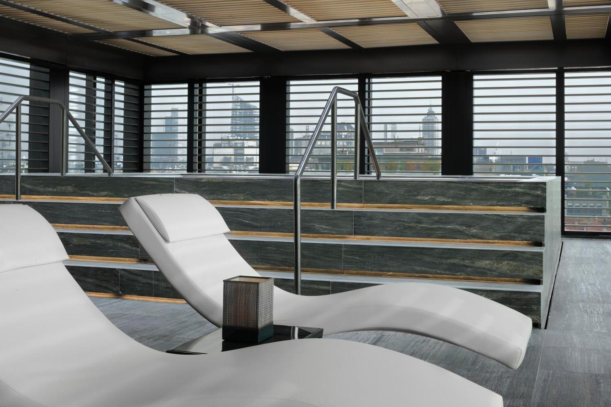 Hotel Armani Milano