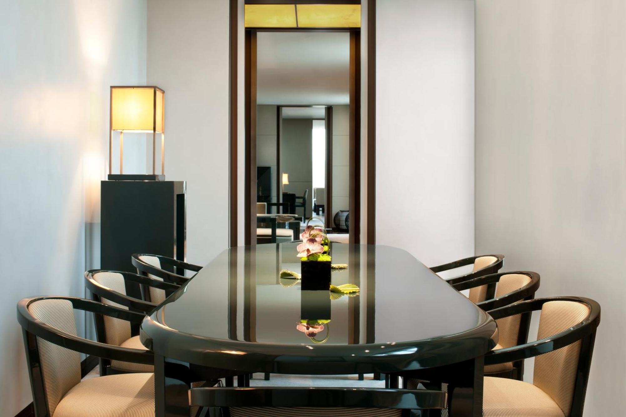 Hotel Armani 5*