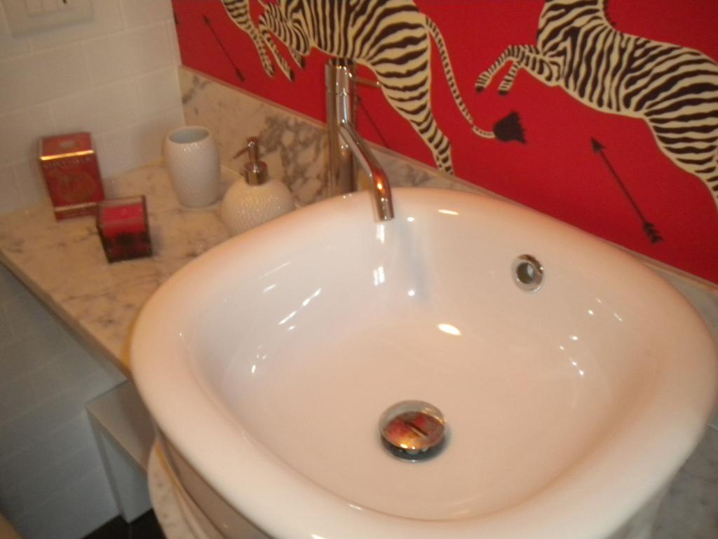 Zebra Rosso Apartment Milan