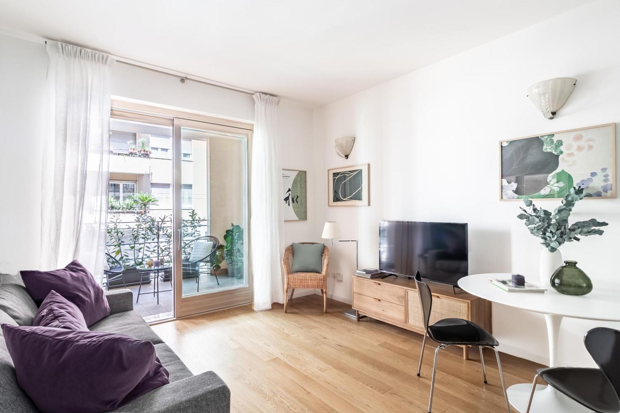 Apartment Design Con Terrazza In Via Masera 6 Milan