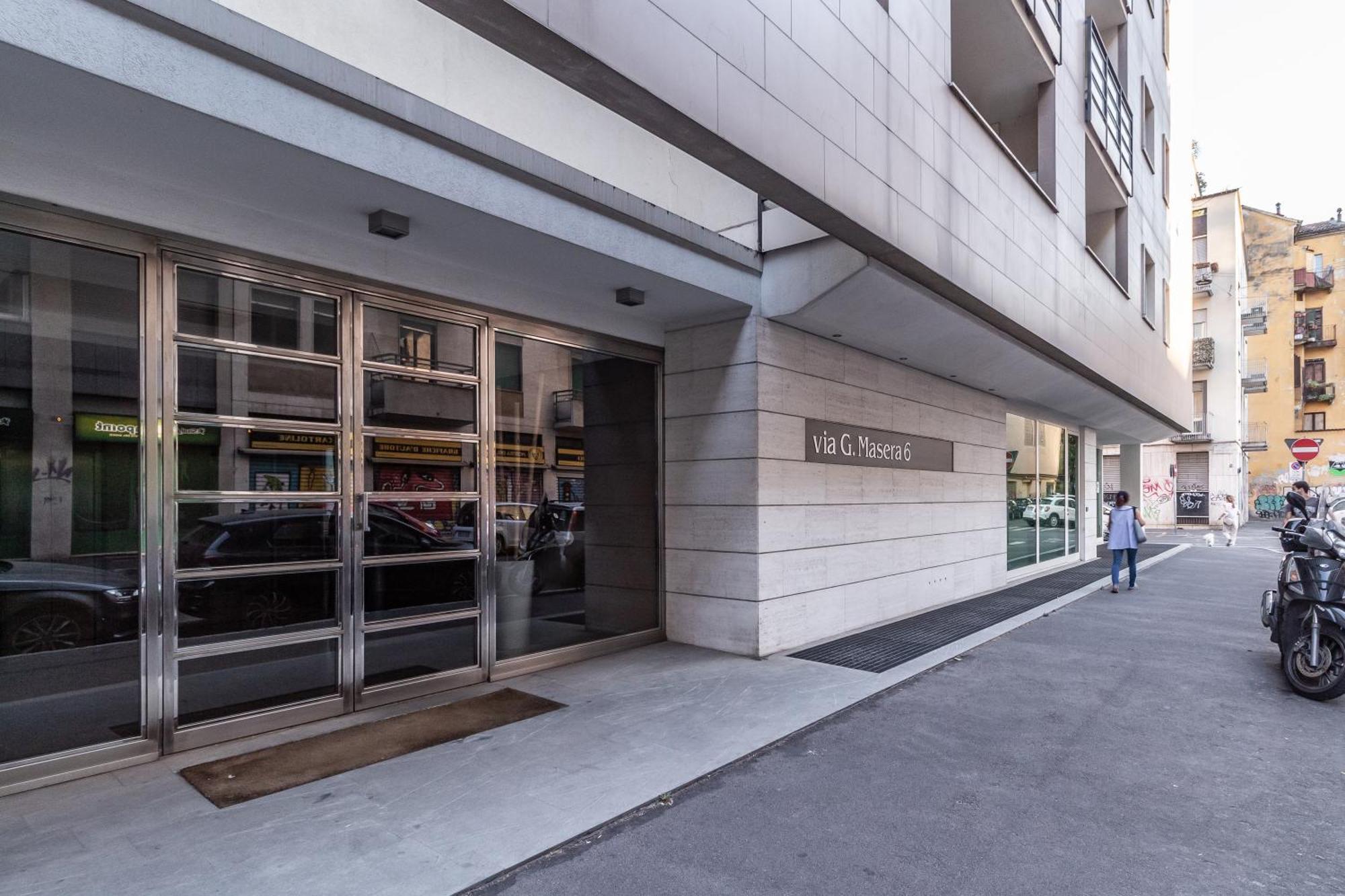 Apartment Design Con Terrazza In Via Masera 6 Milan