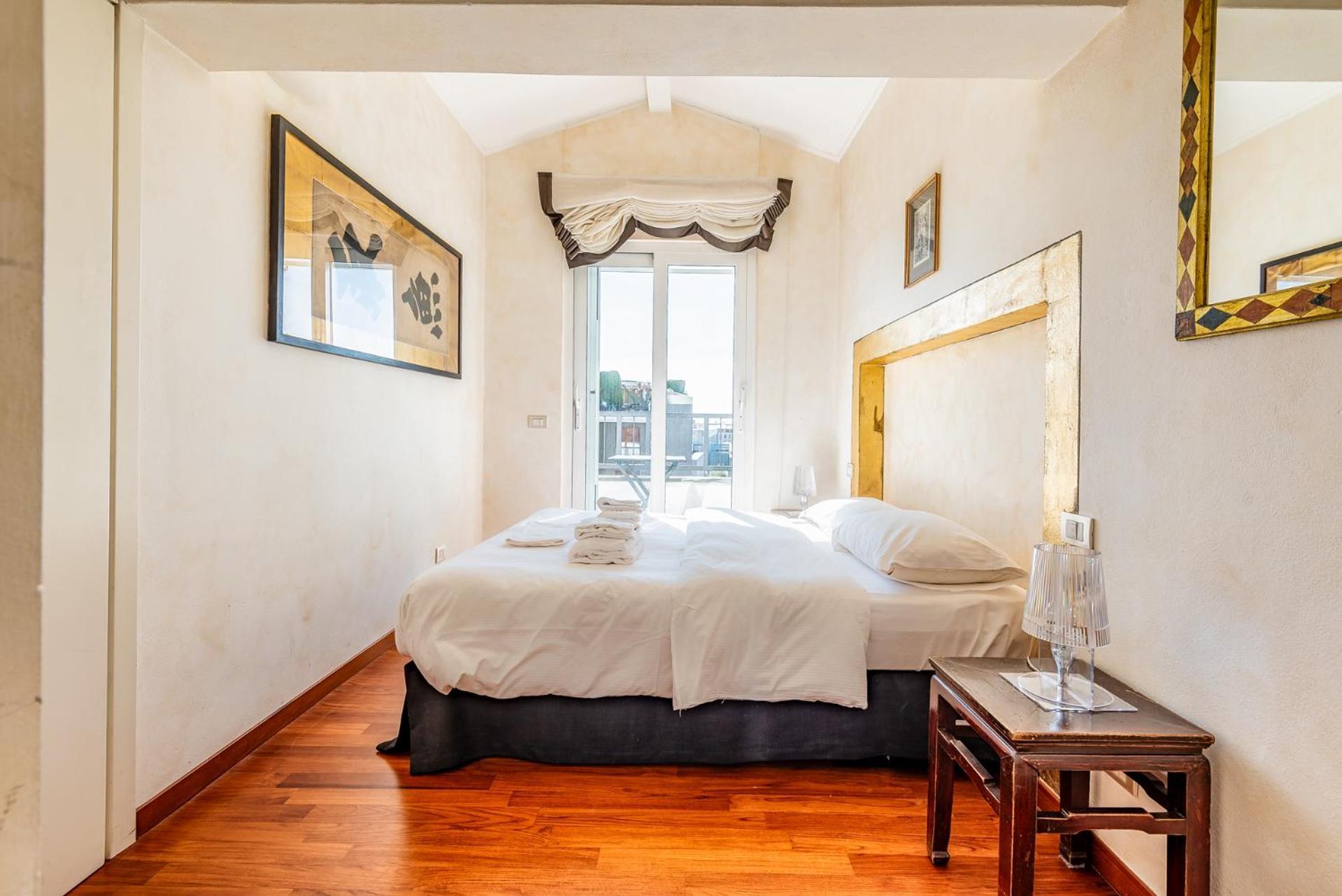 Apartment Brand New Central Beatrice D'este Milan