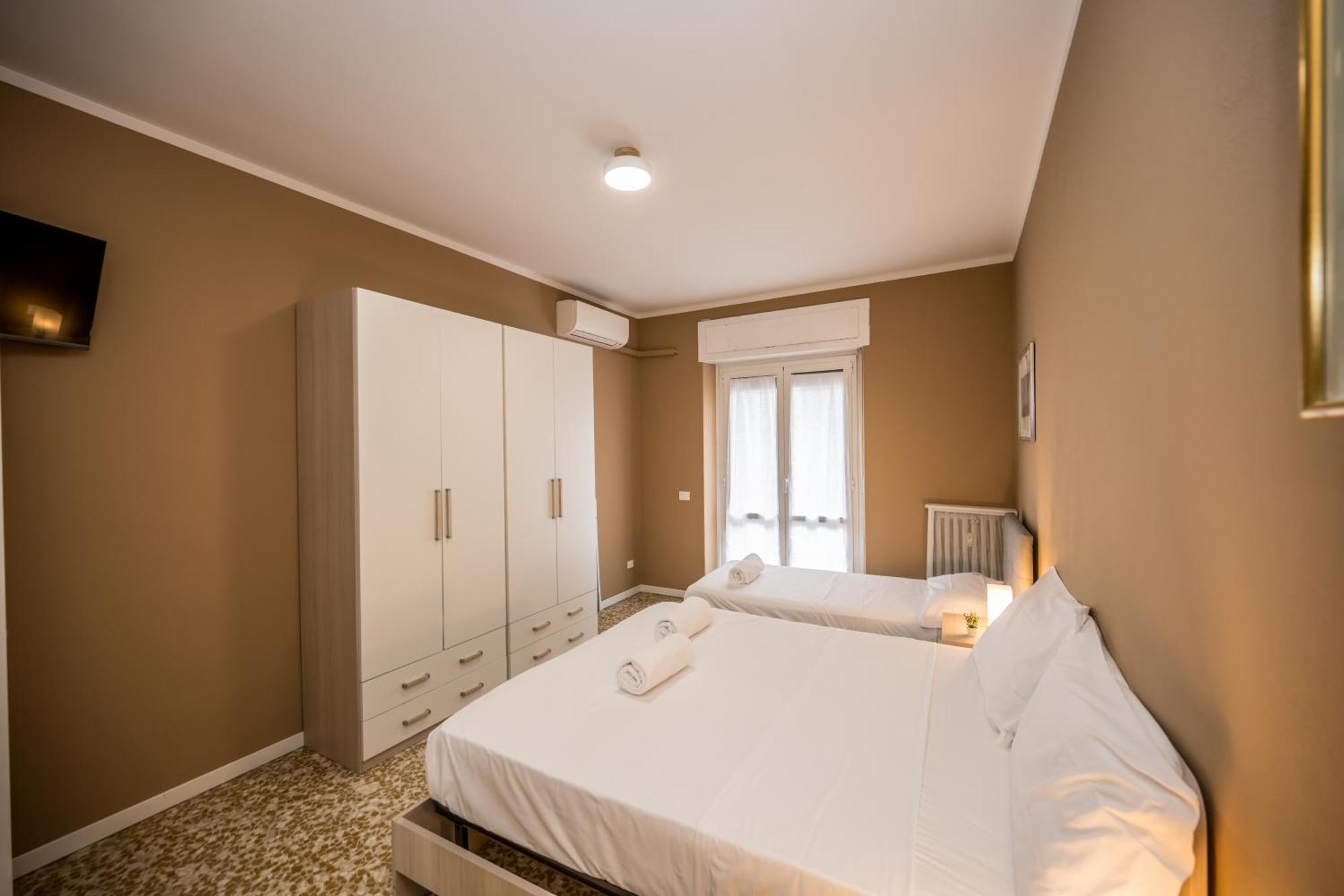 Apartment Shortmi Canonica Milan