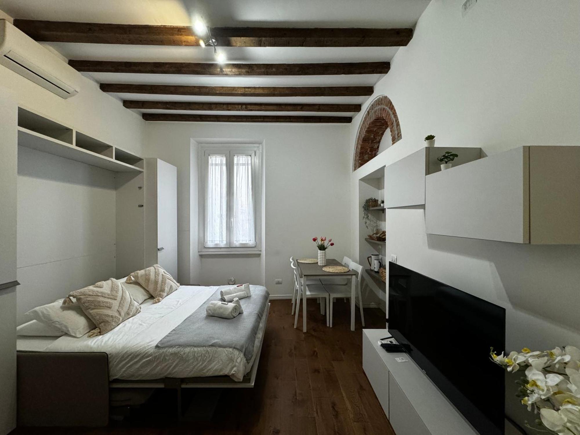 Apartamento Regina In Corso Lodi - Sky Tv, Wifi E Breakfast Box Milão