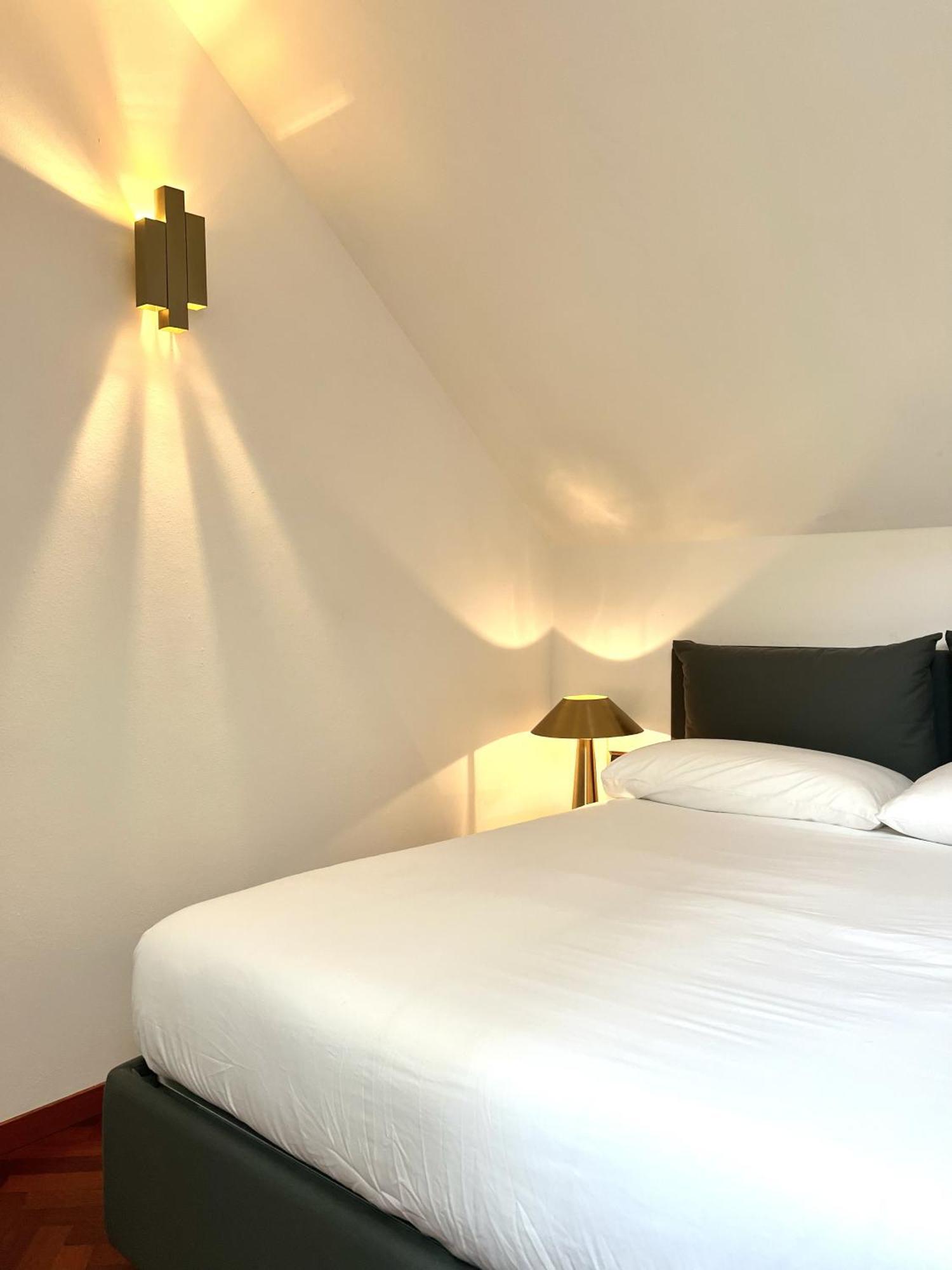 Apartment Comecasa Design Montenapoleone - Spiga Milan