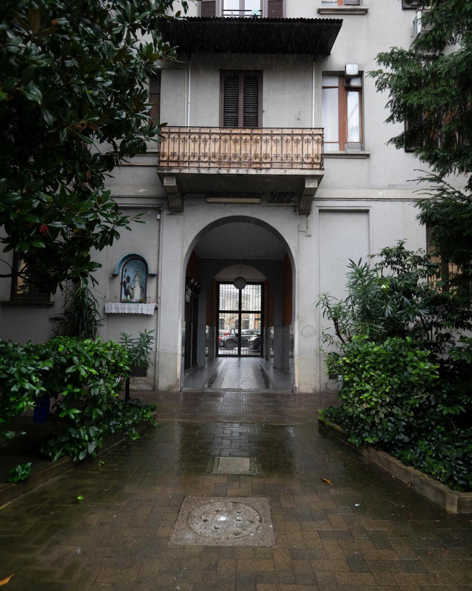 Ugo Bassi 23 * Milan