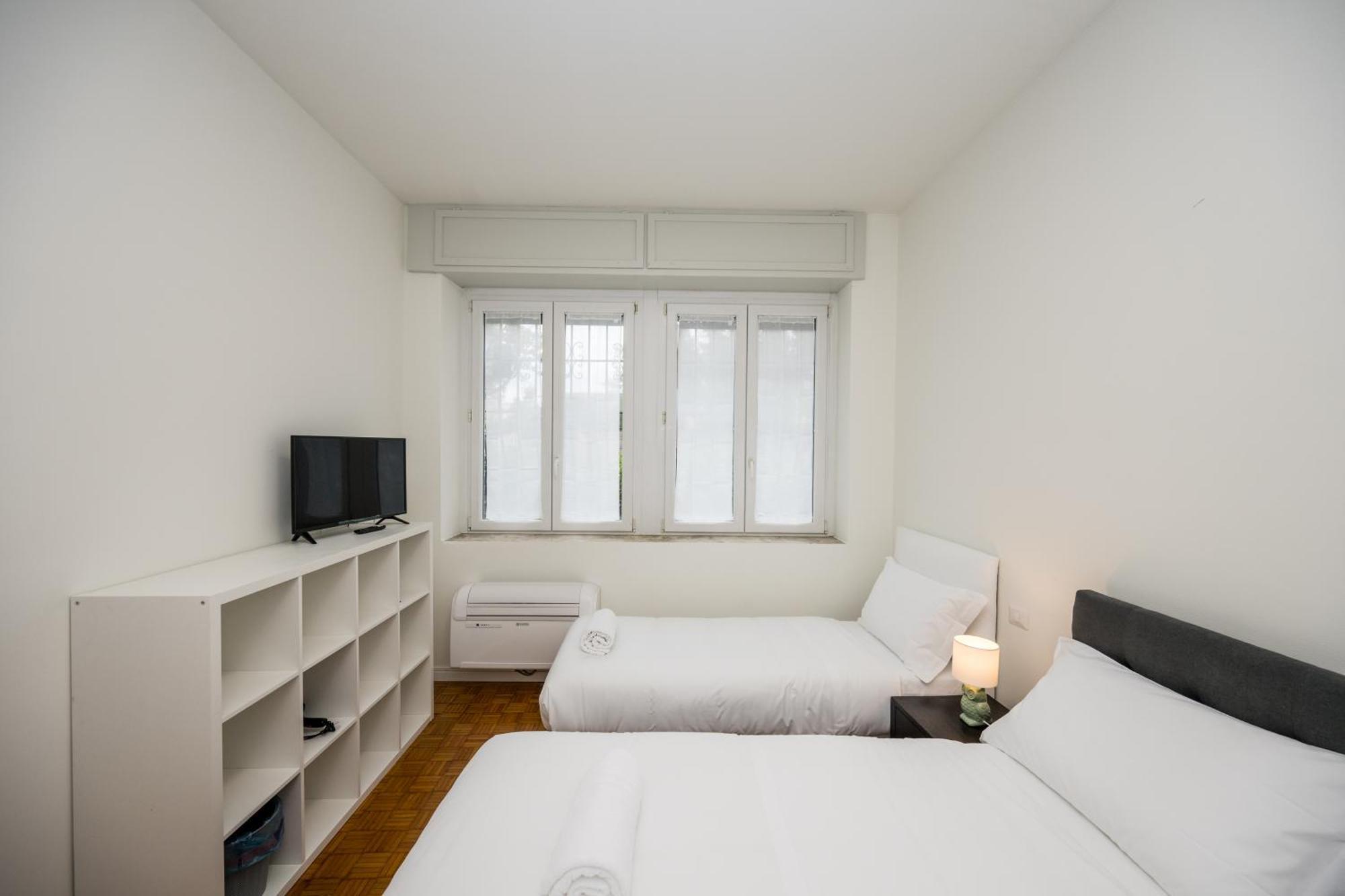 Airguest Pianella Guest house