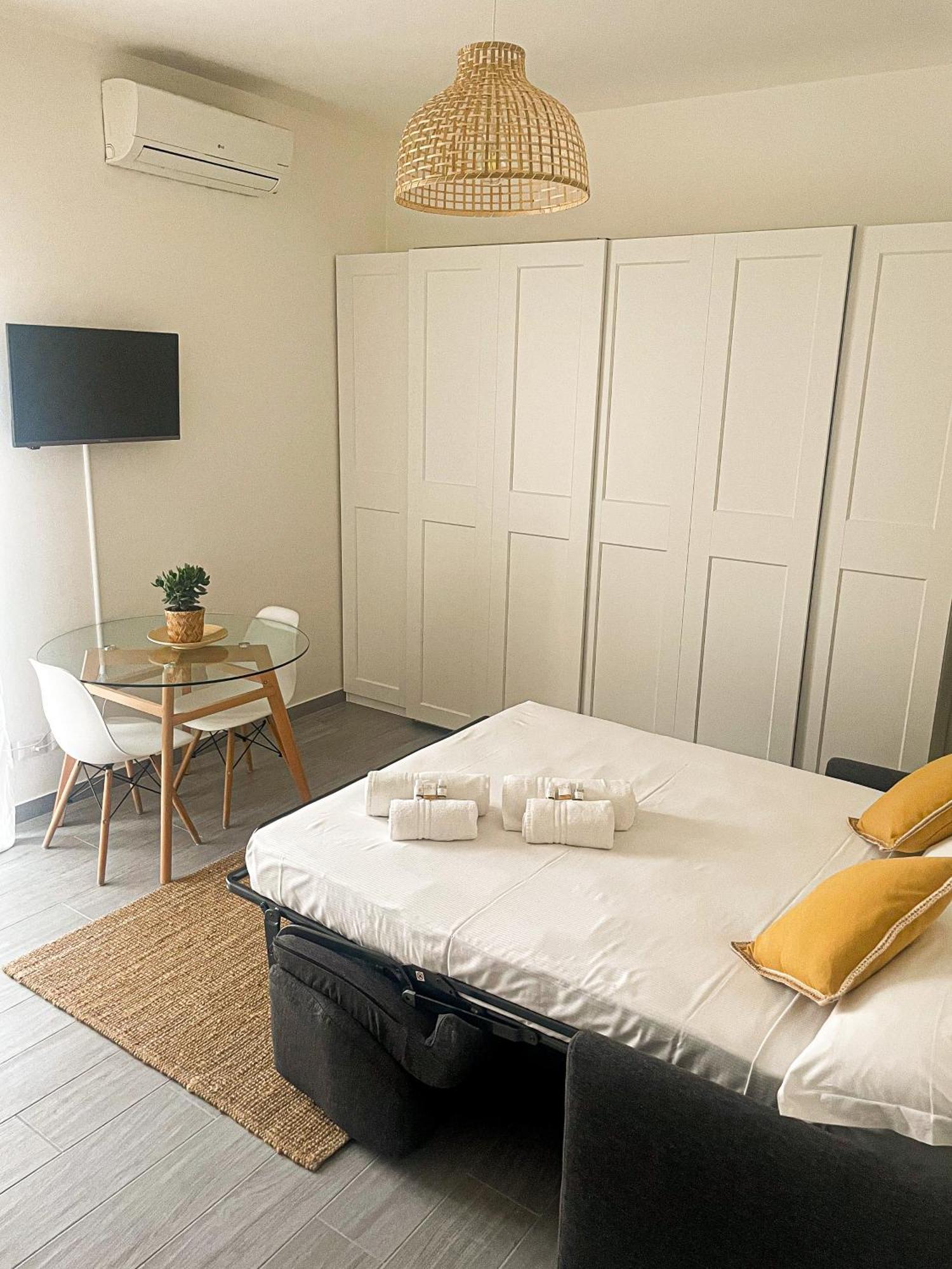 Apartamento Xenia - Fashion Week Near Navigli Milão