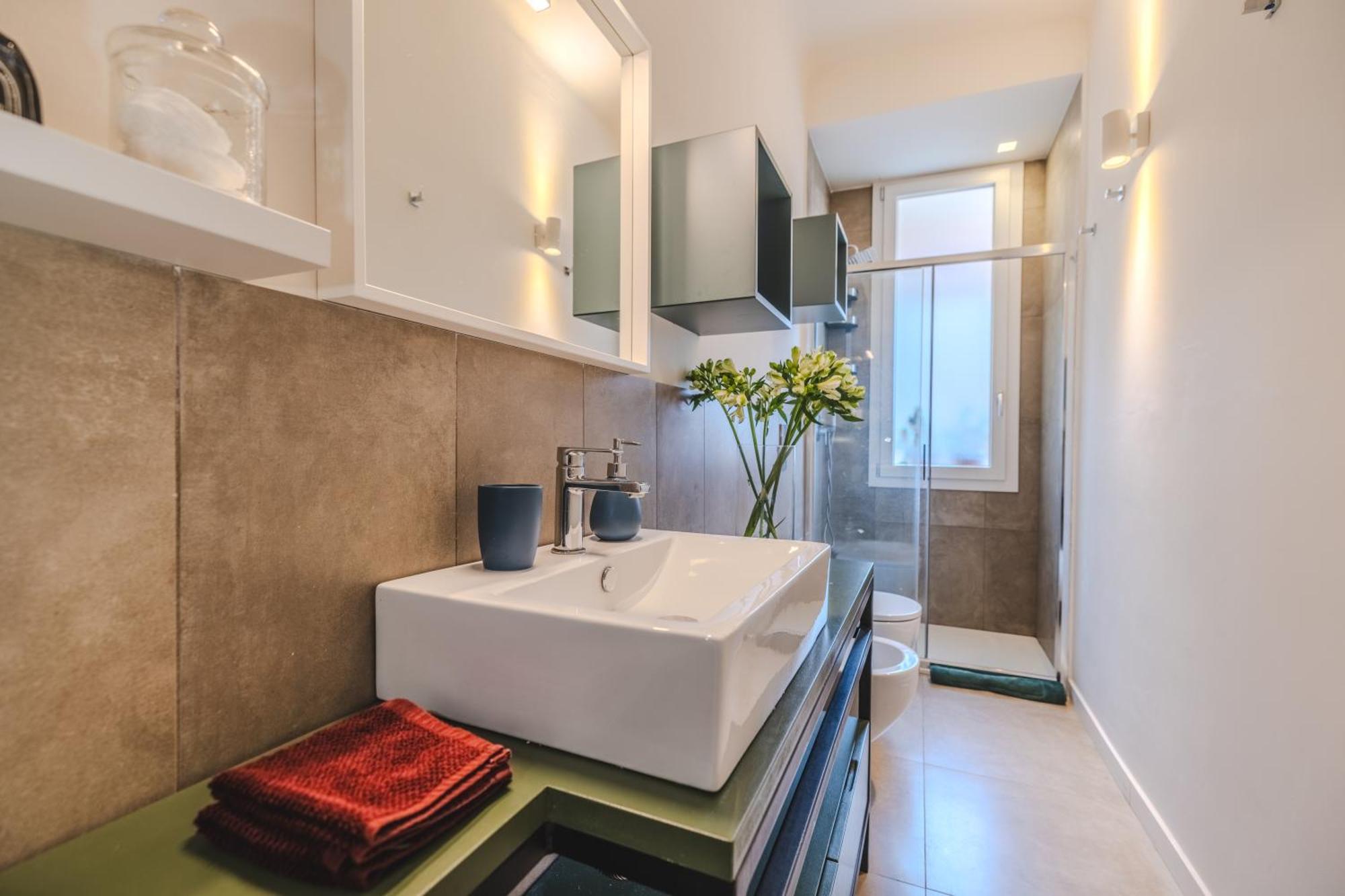 Cozy Retreat In The City Center Apartment *