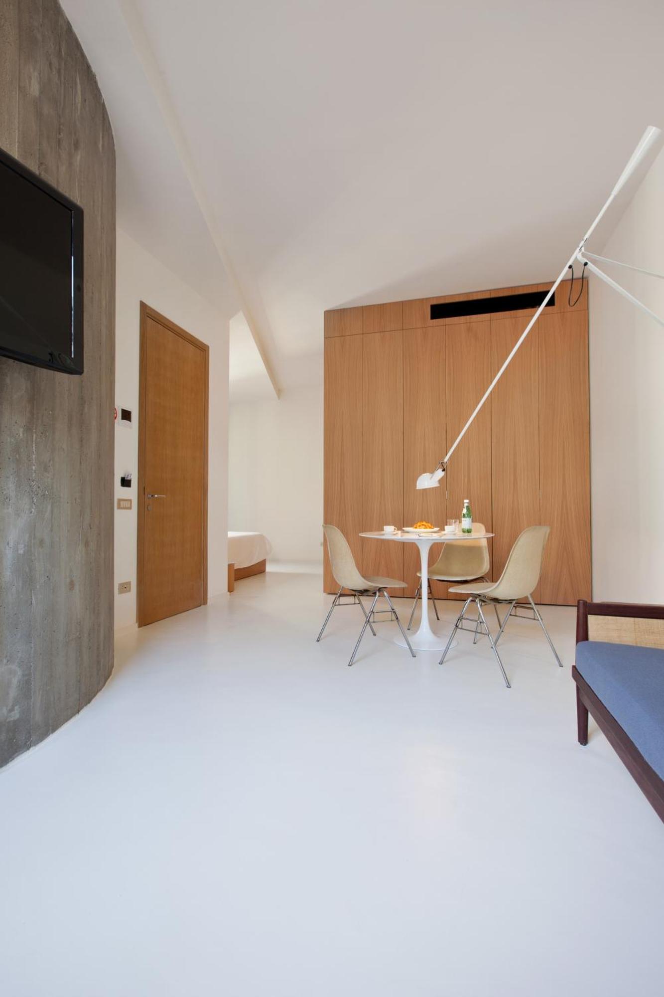 Concoct Guest house 3*