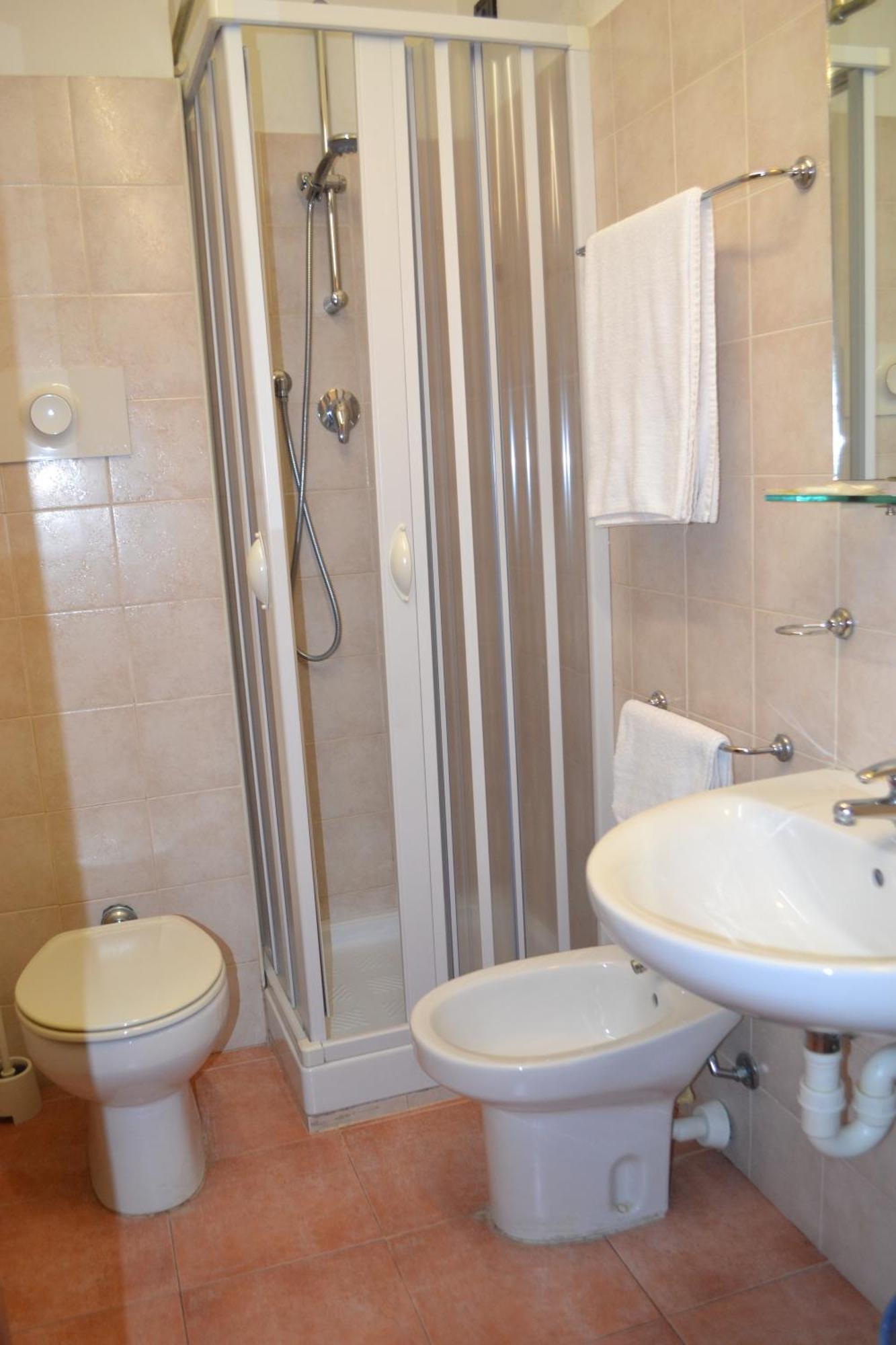 Iride Stazione Lambrate Citta Studi Hotel 2*