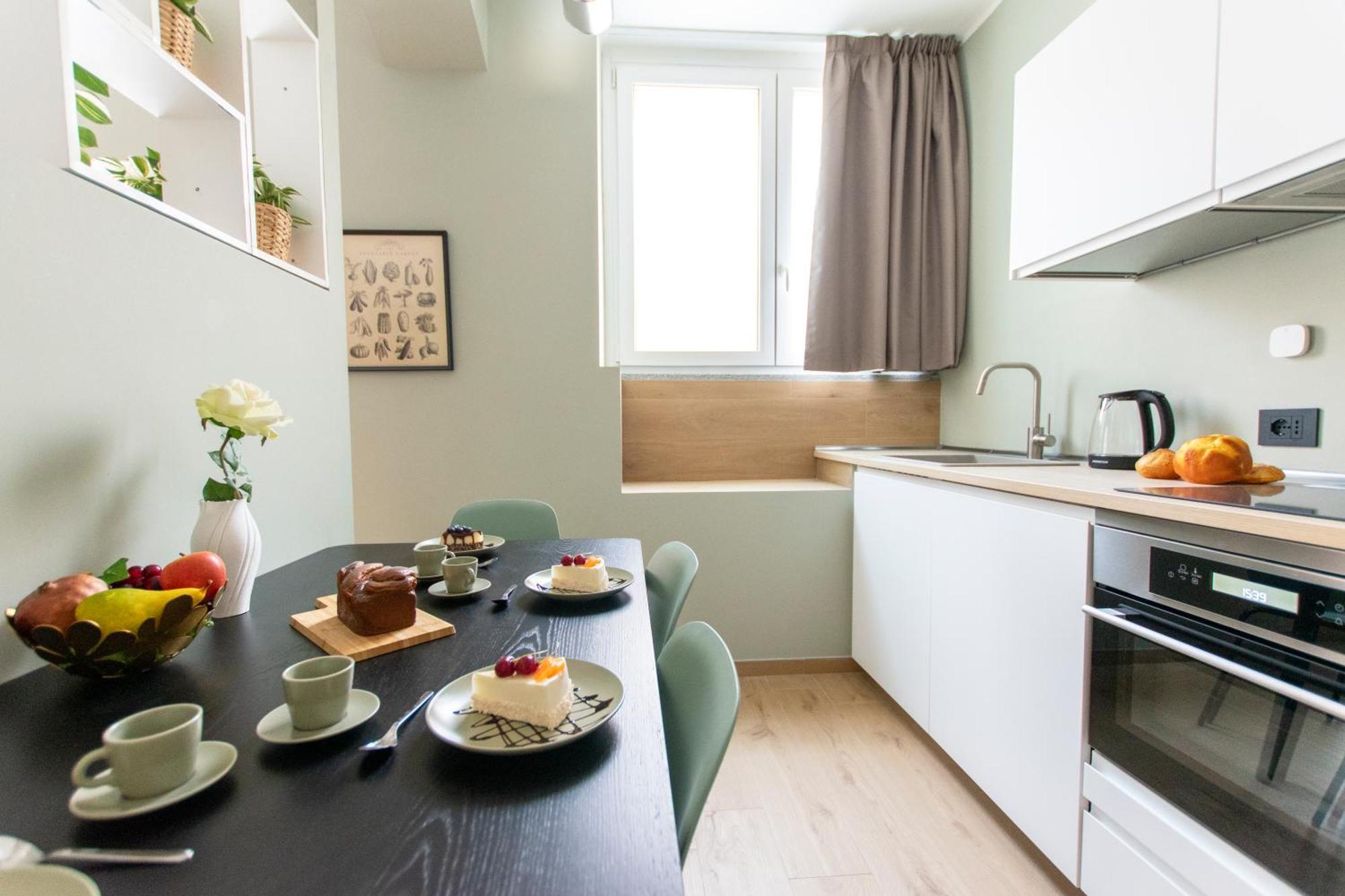 Ihost Luxury -free Parking- Plana 6 Apartment