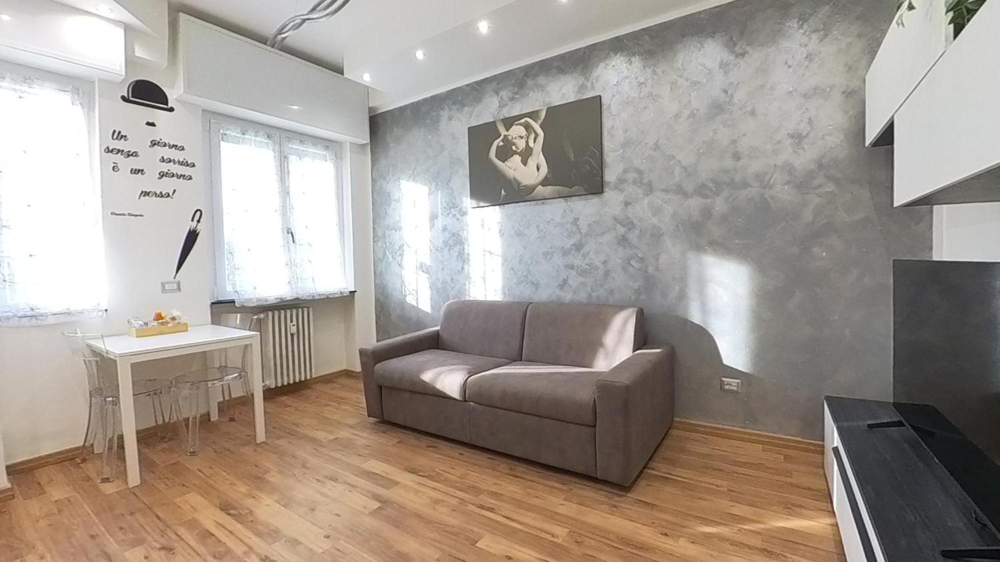 N&ghomesweethome Canova Accogliente - Affari Apartment *