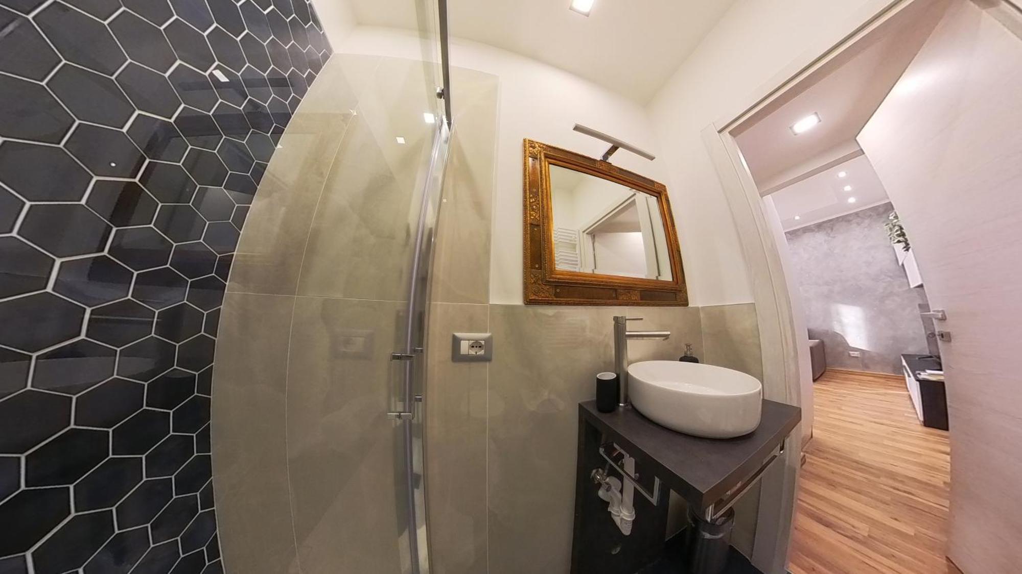 Apartment N&ghomesweethome Canova Accogliente - Affari Milan