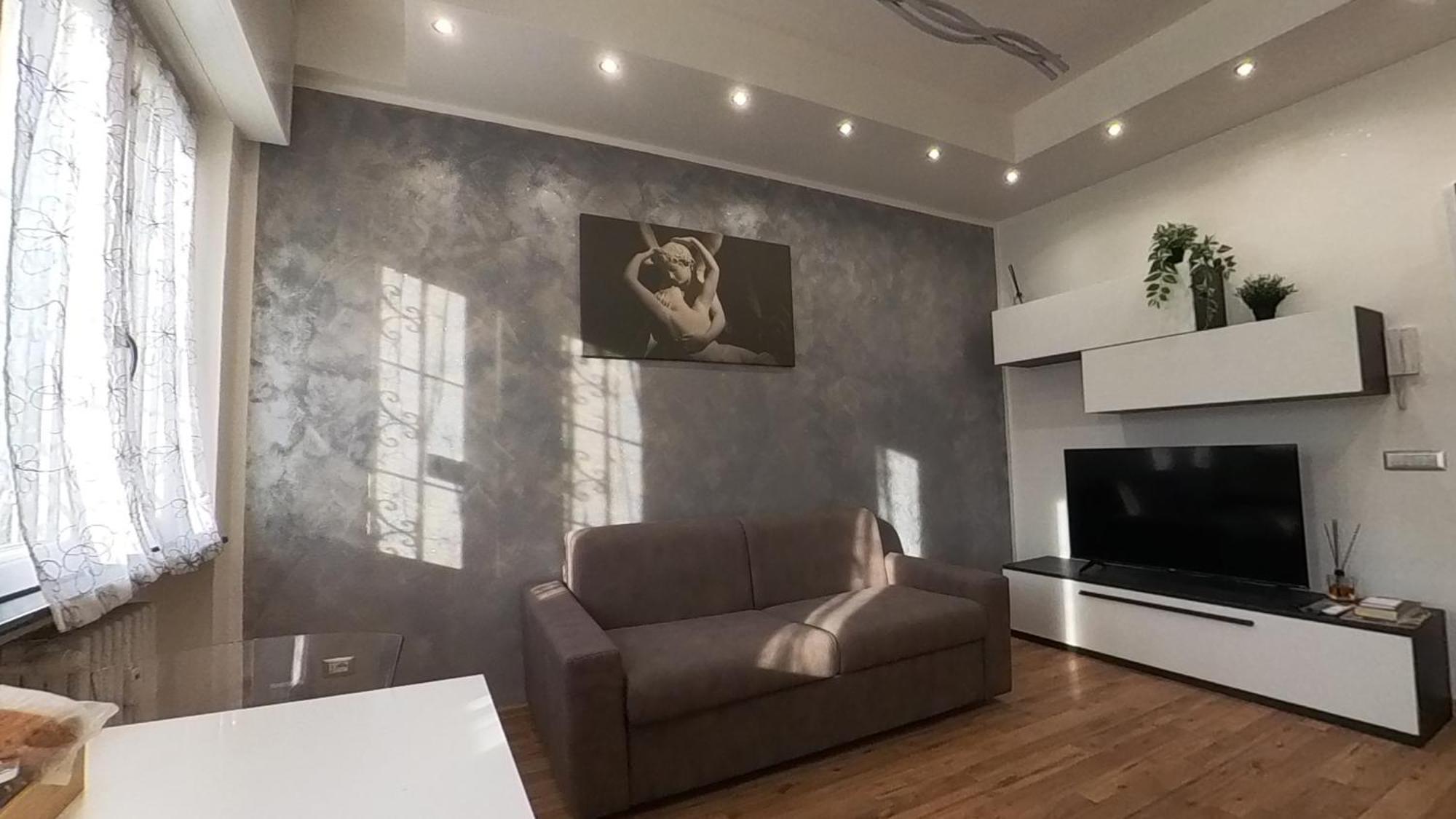 Apartment N&ghomesweethome Canova Accogliente - Affari Milan