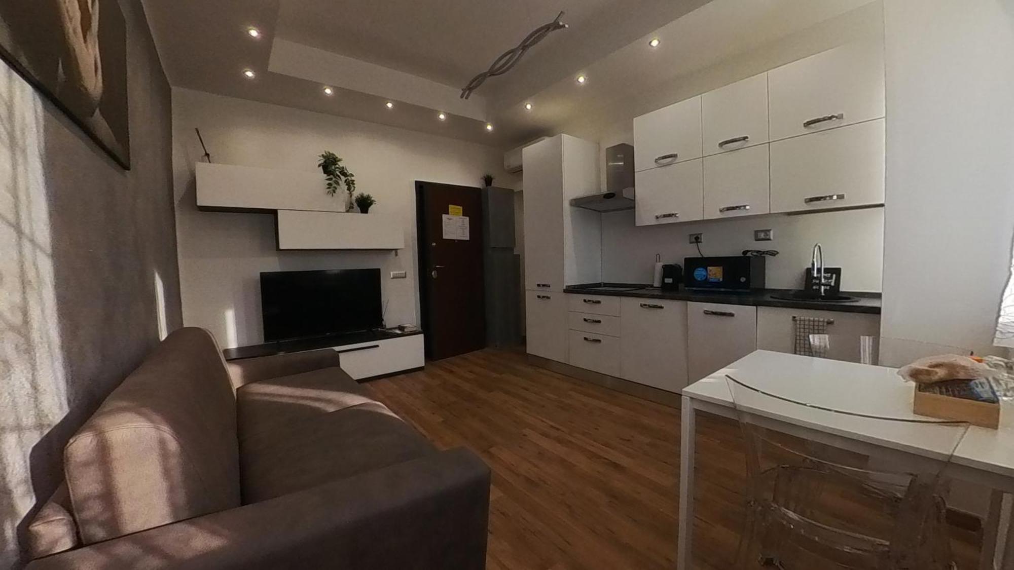 N&ghomesweethome Canova Accogliente - Affari Apartment Milan