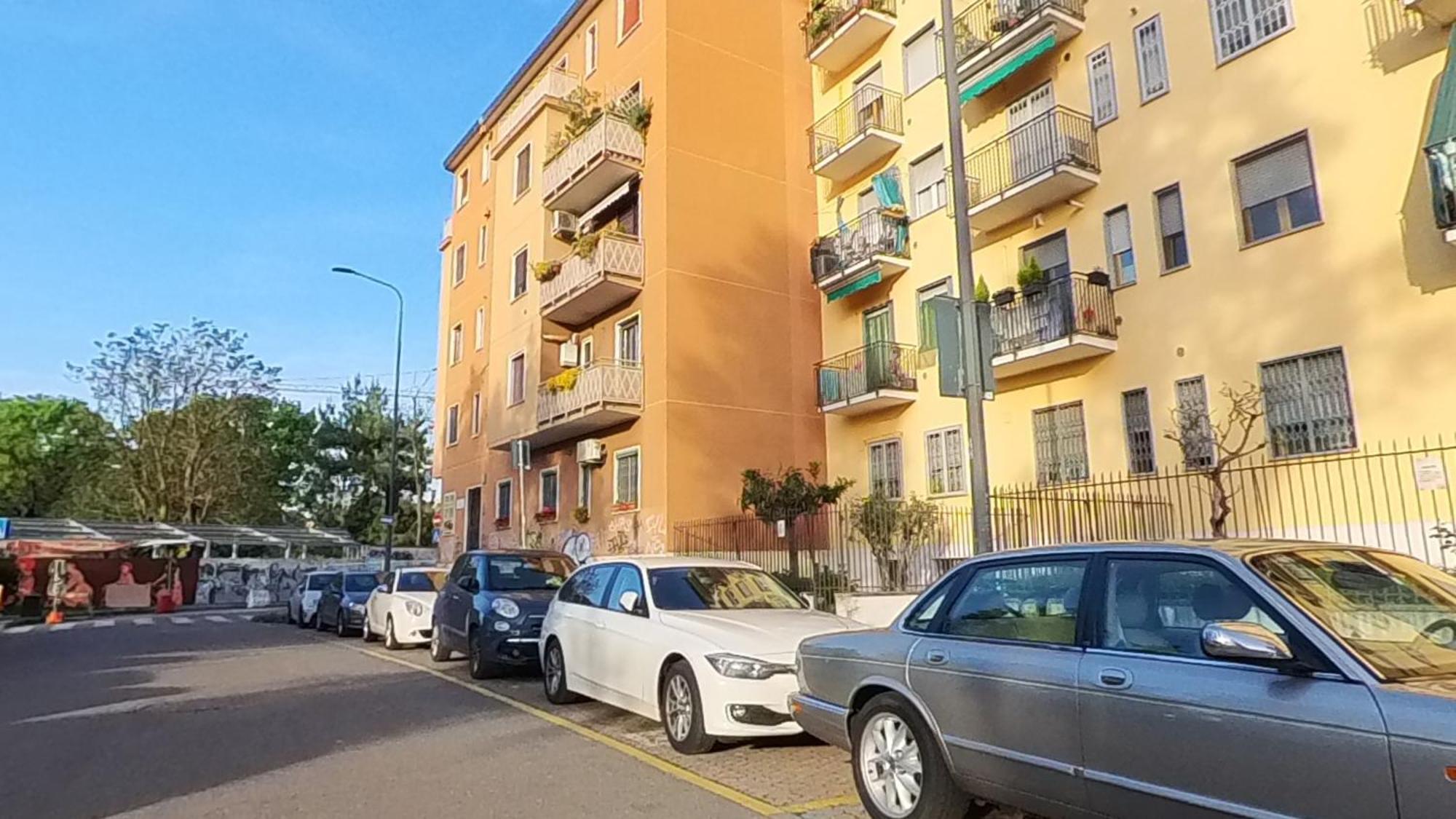 Apartment N&ghomesweethome Canova Accogliente - Affari