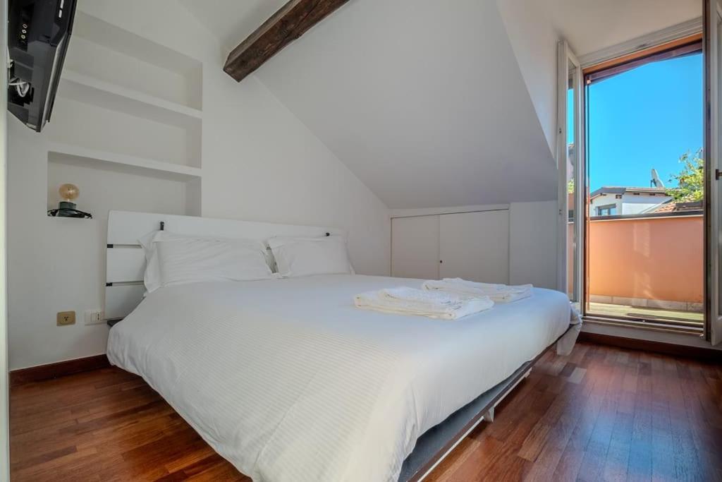 Ht Moscova Skyline View Apartamento *