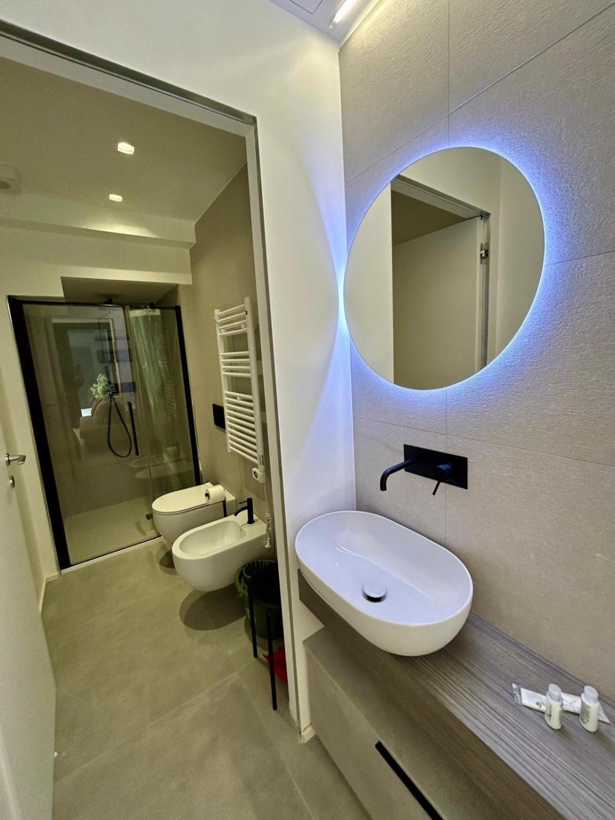 Kibilu Luxury With Terrace, Isola District And Near Garibaldi Station Appartamento Milano