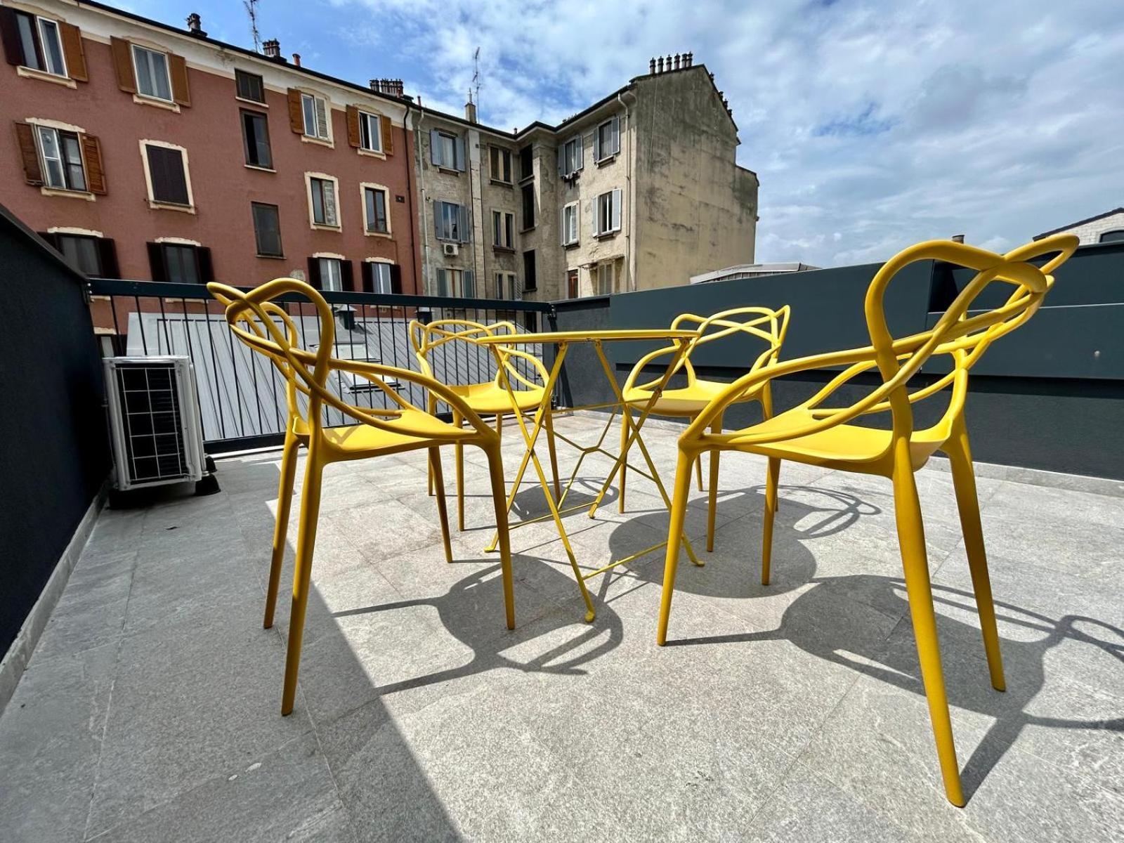 Kibilu Luxury With Terrace, Isola District And Near Garibaldi Station * Milano