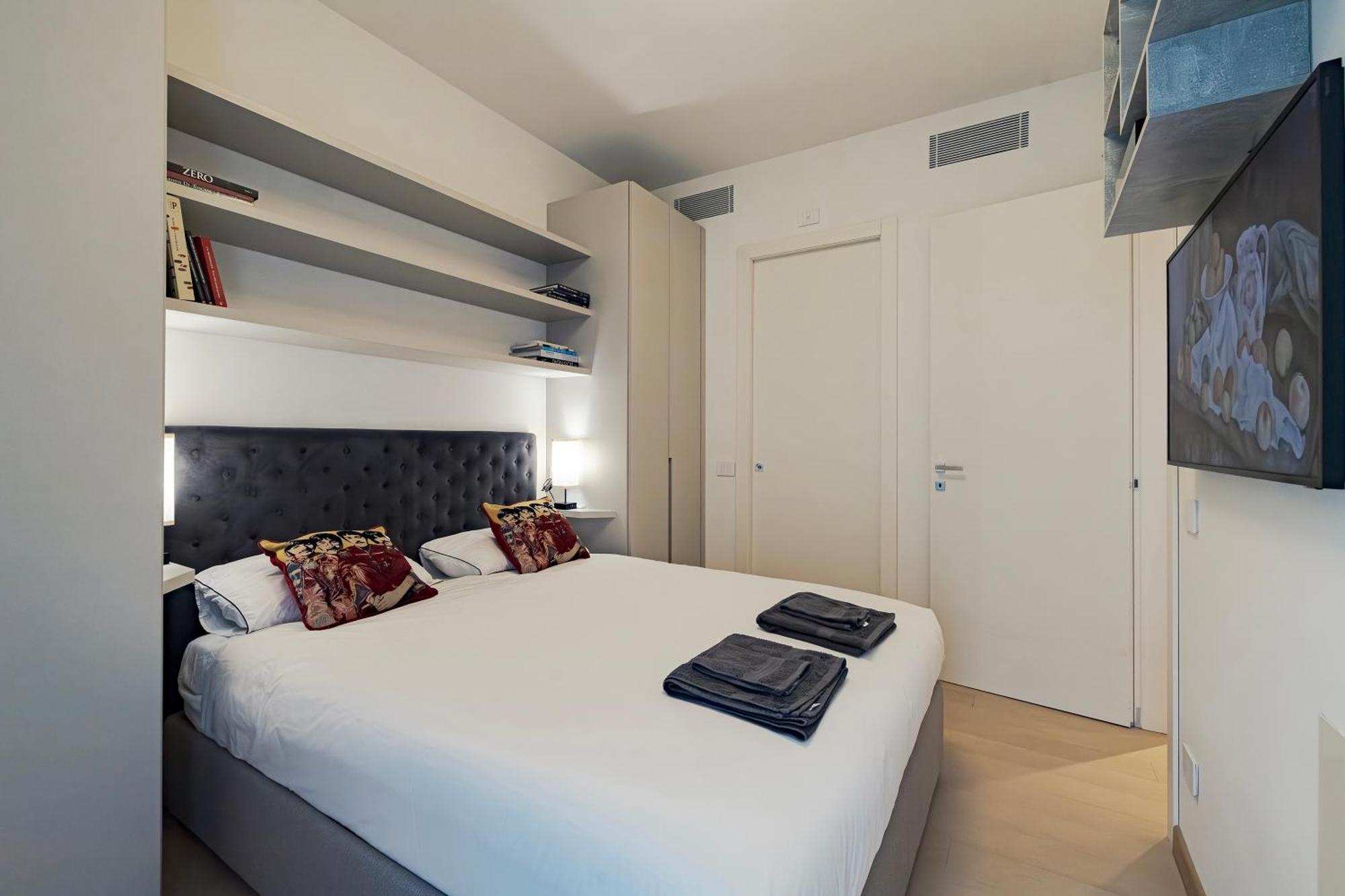 Washington Building - 4 Posti Apartment Milan