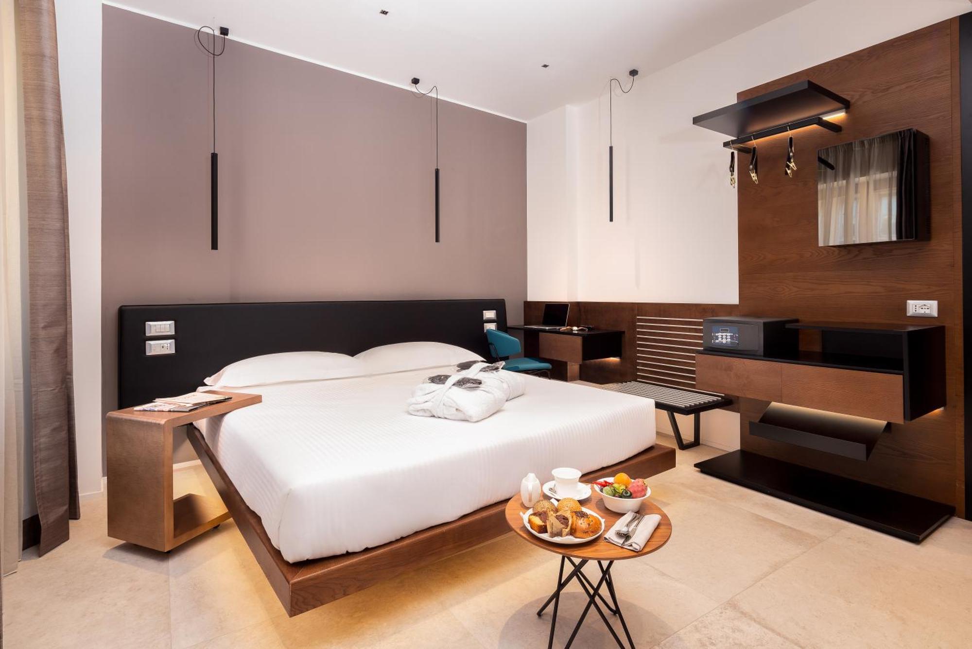 The Corner Duomo Hotel Milan