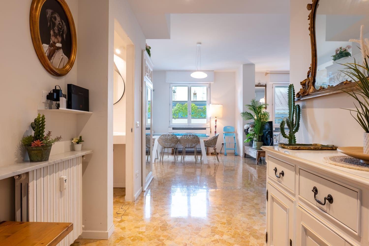 Amazing Floor Milan