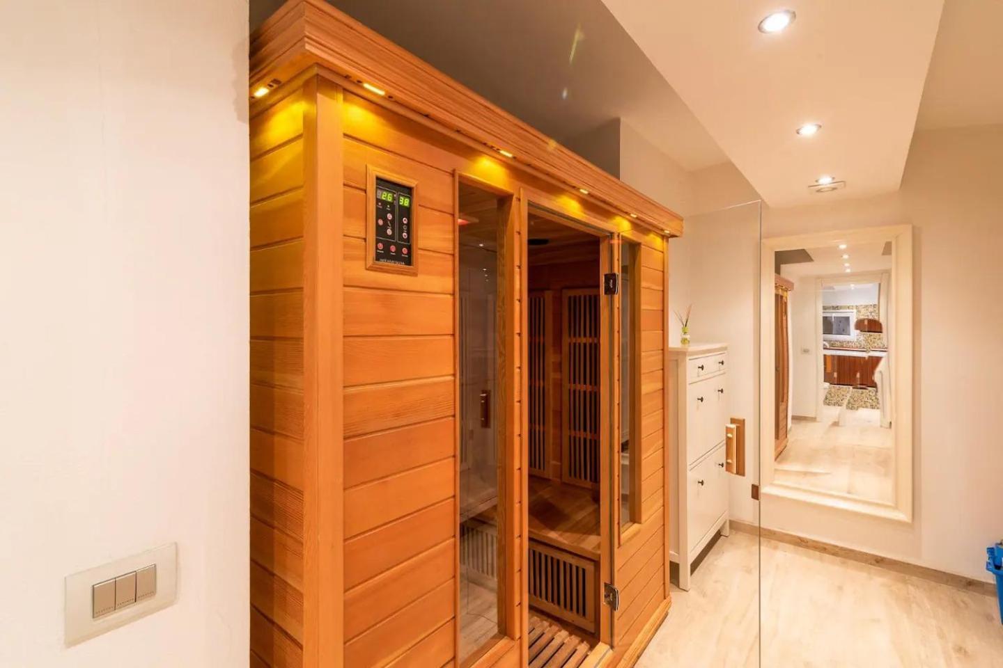 Moscova - Garibaldi Lusso, Sauna E Idromassaggio Apartamento