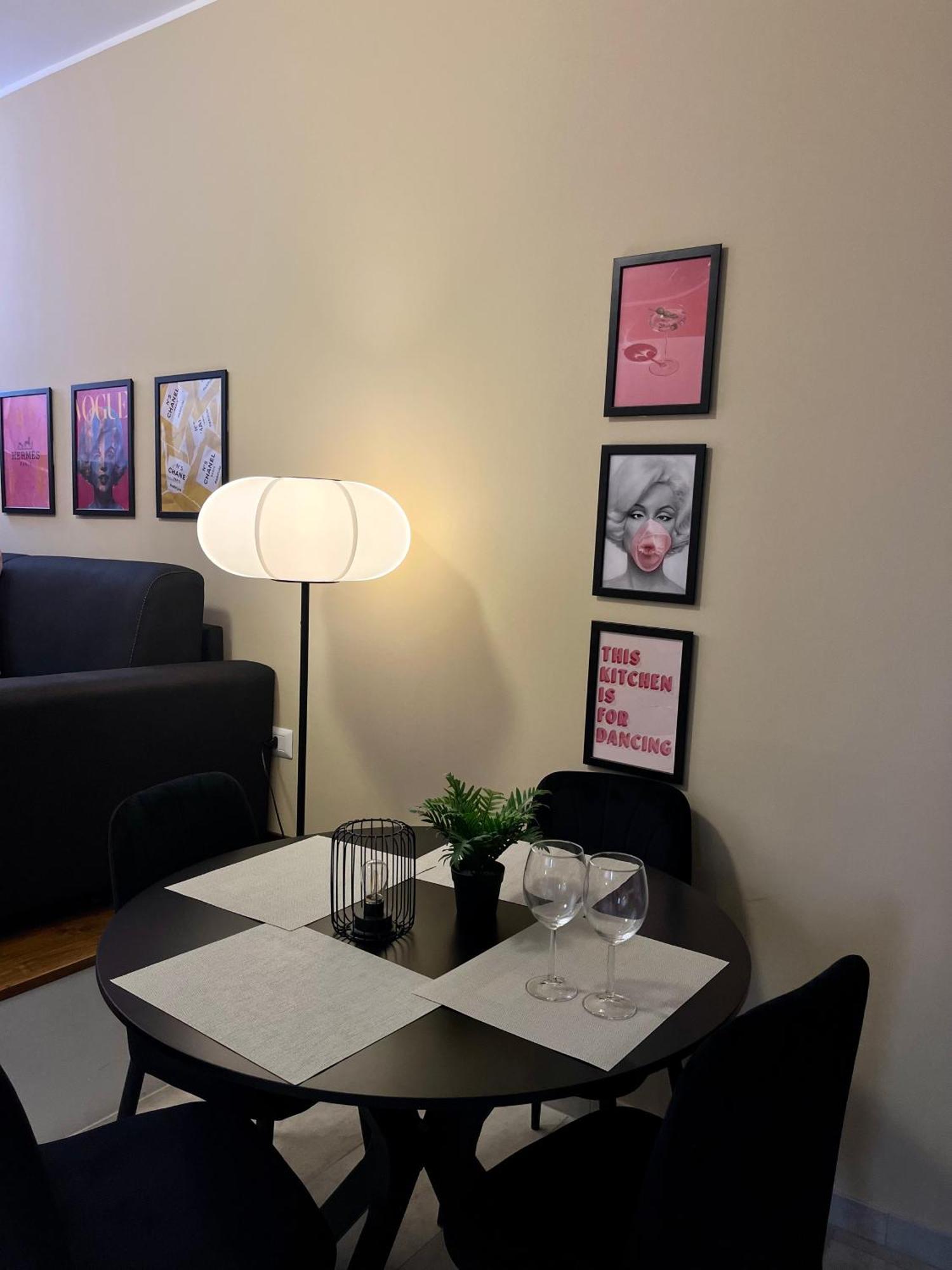 Dimora Chic - A 5 Fermate Dal Duomo Casa vacanze Milano