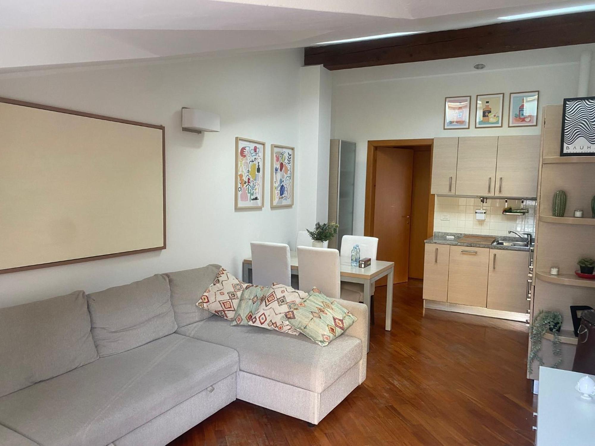 Apartamento Perla Di Nolo - - Luxury Sleeps 4