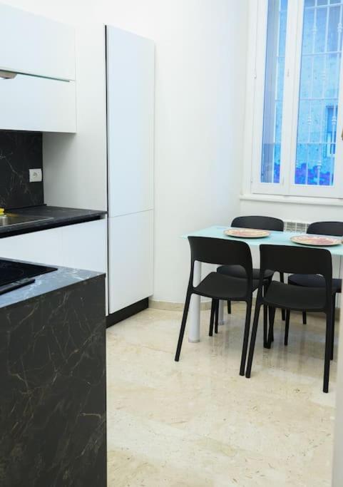 Apartment Citylife Brand New Luxury Art