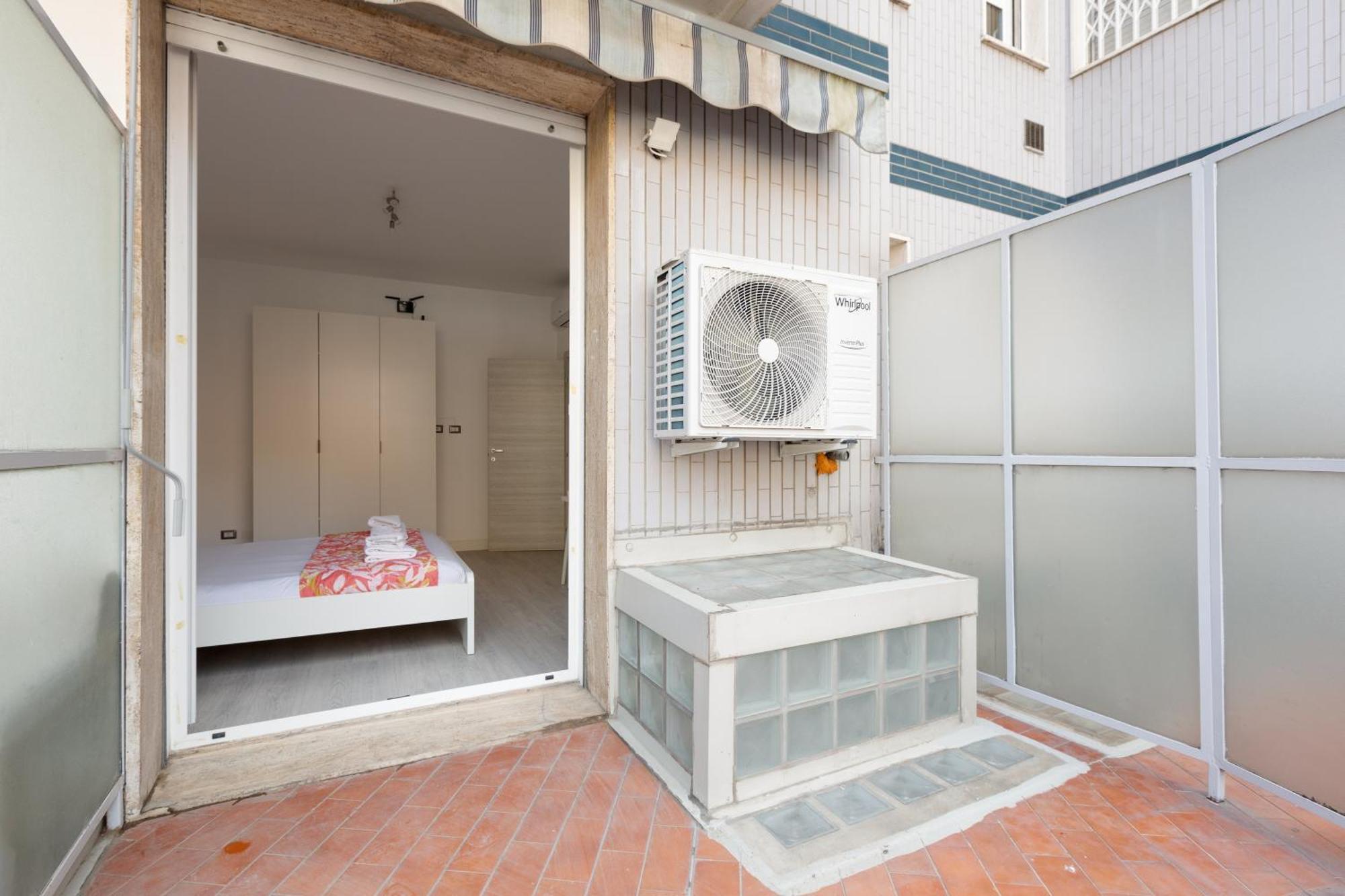 Apartment Milan-corso Lodi Cosy With Small Terrace