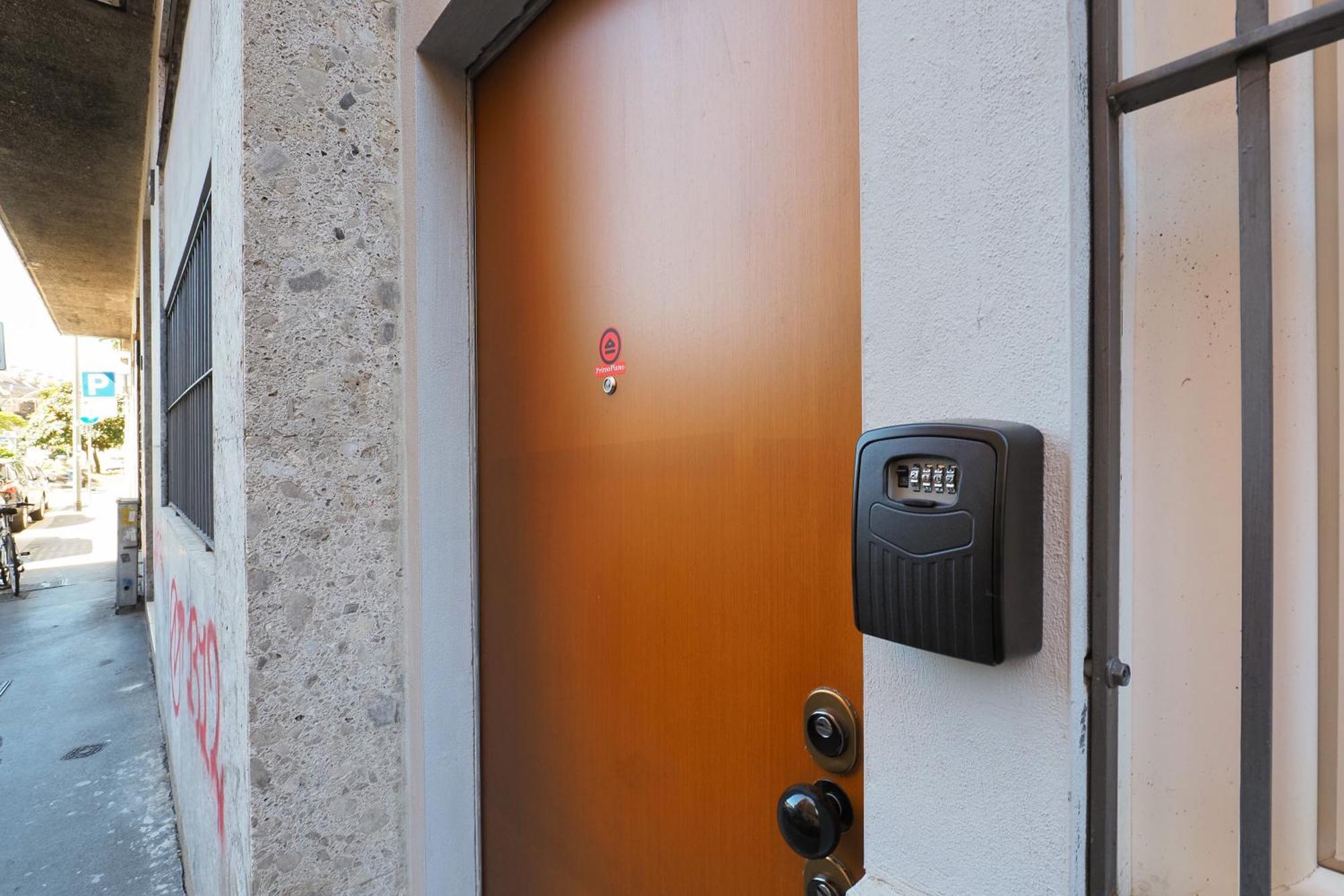 Primopiano - Gluck B Apartamento *