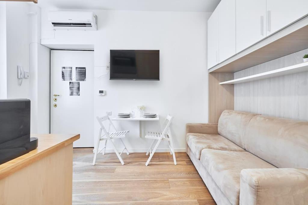 Easylife - A Few Minutes From Cadorna Fs Apartment
