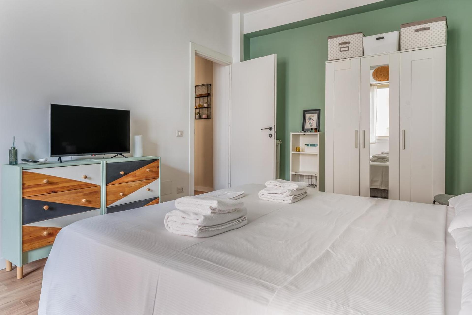 Apartment 4 Pax Wi-fi Lorenteggio Milan