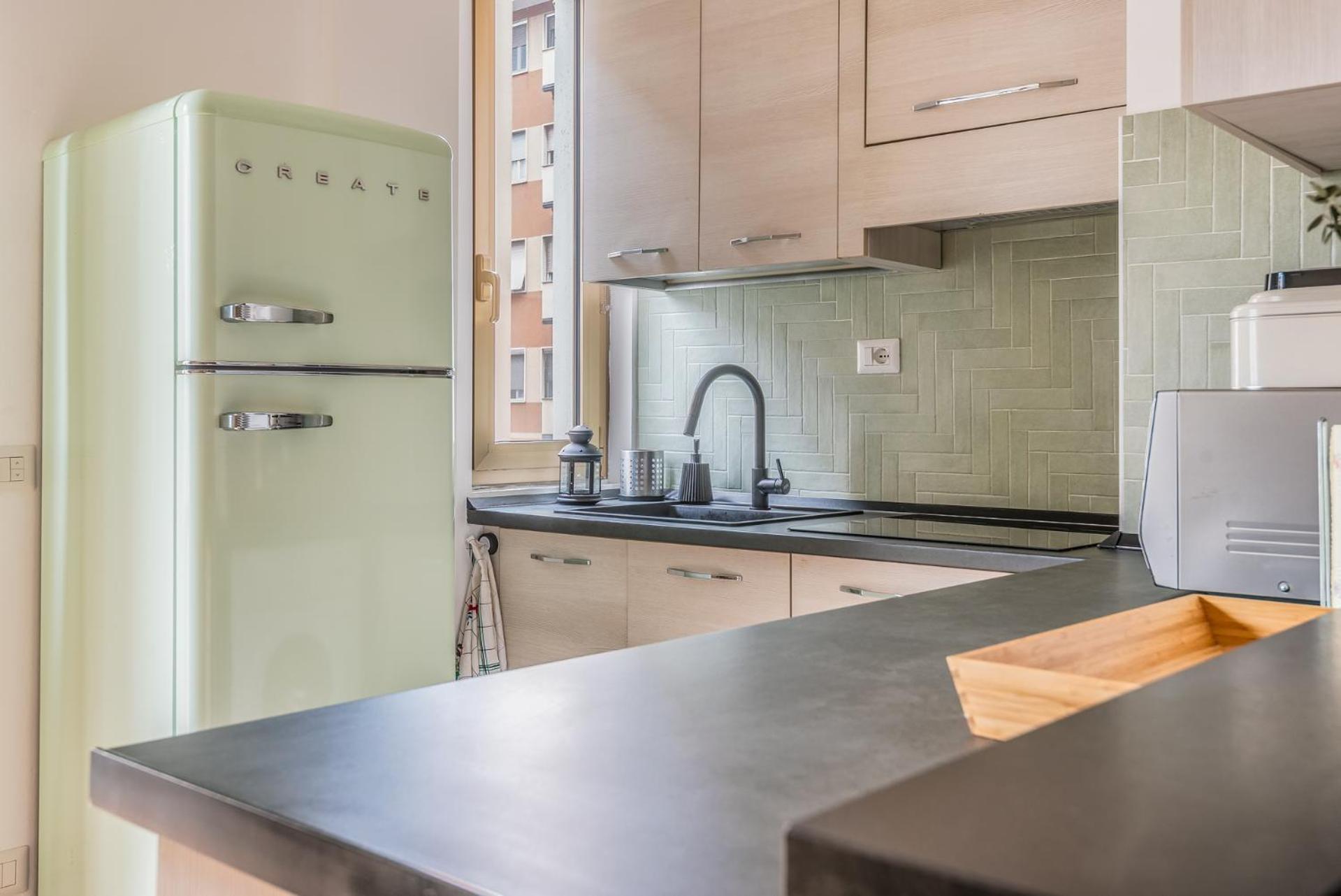 Apartment 4 Pax Wi-fi Lorenteggio Milan