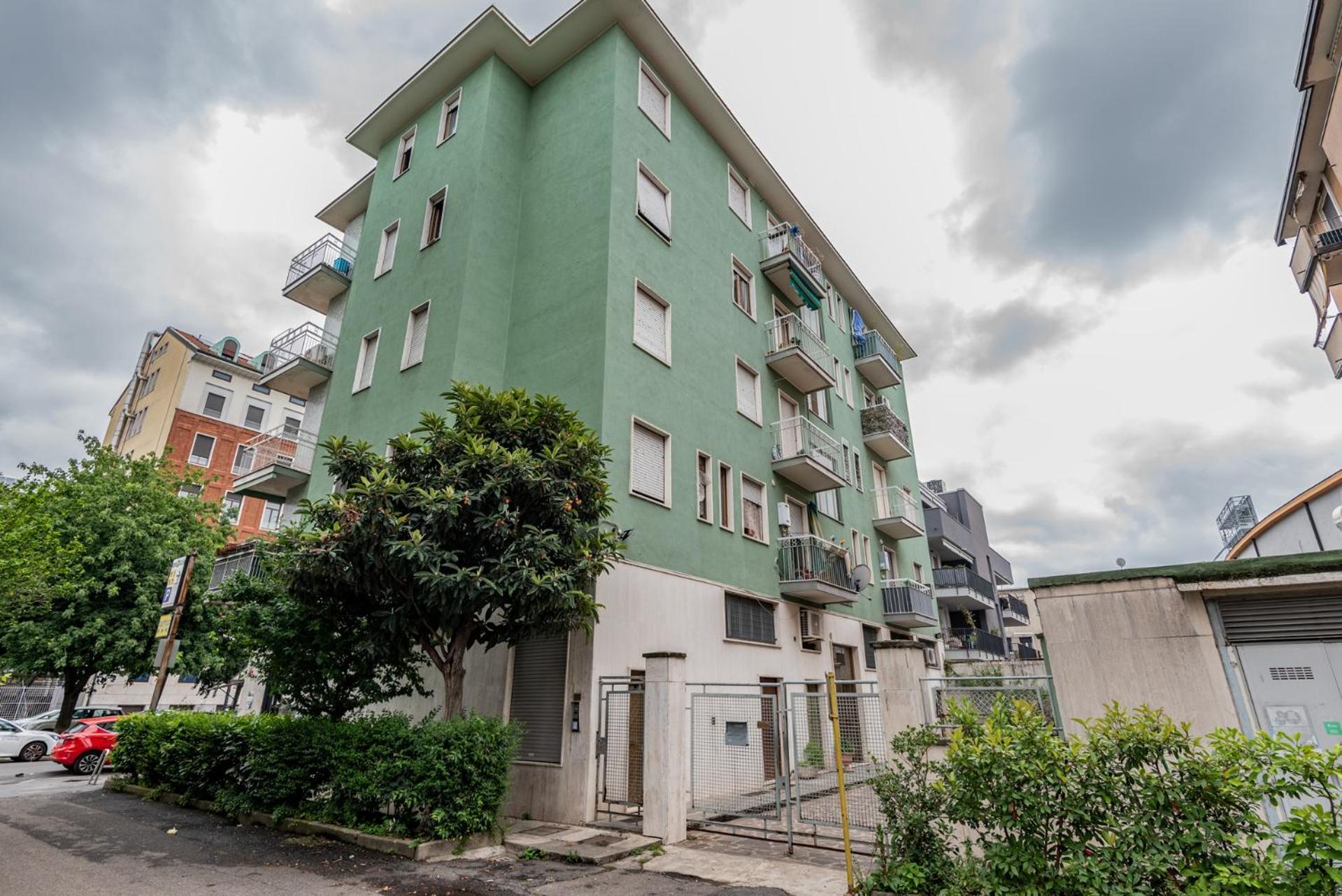 Apartment 4 Pax Wi-fi Lorenteggio *