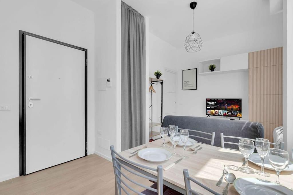 Nuovo E Confortevole, 4pax, Tram 24, Universita Milan