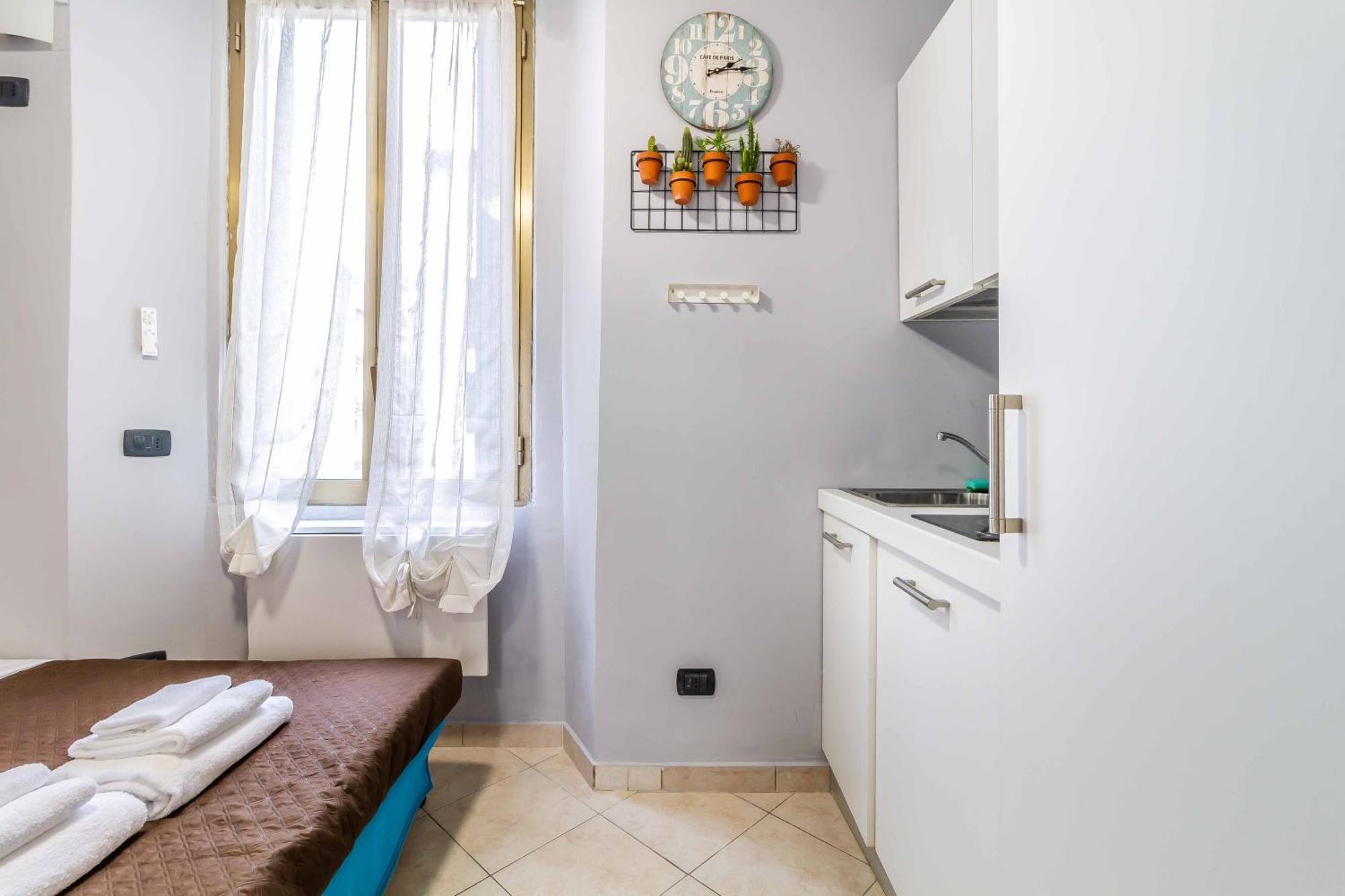 Apartment Domusmi Alessi *